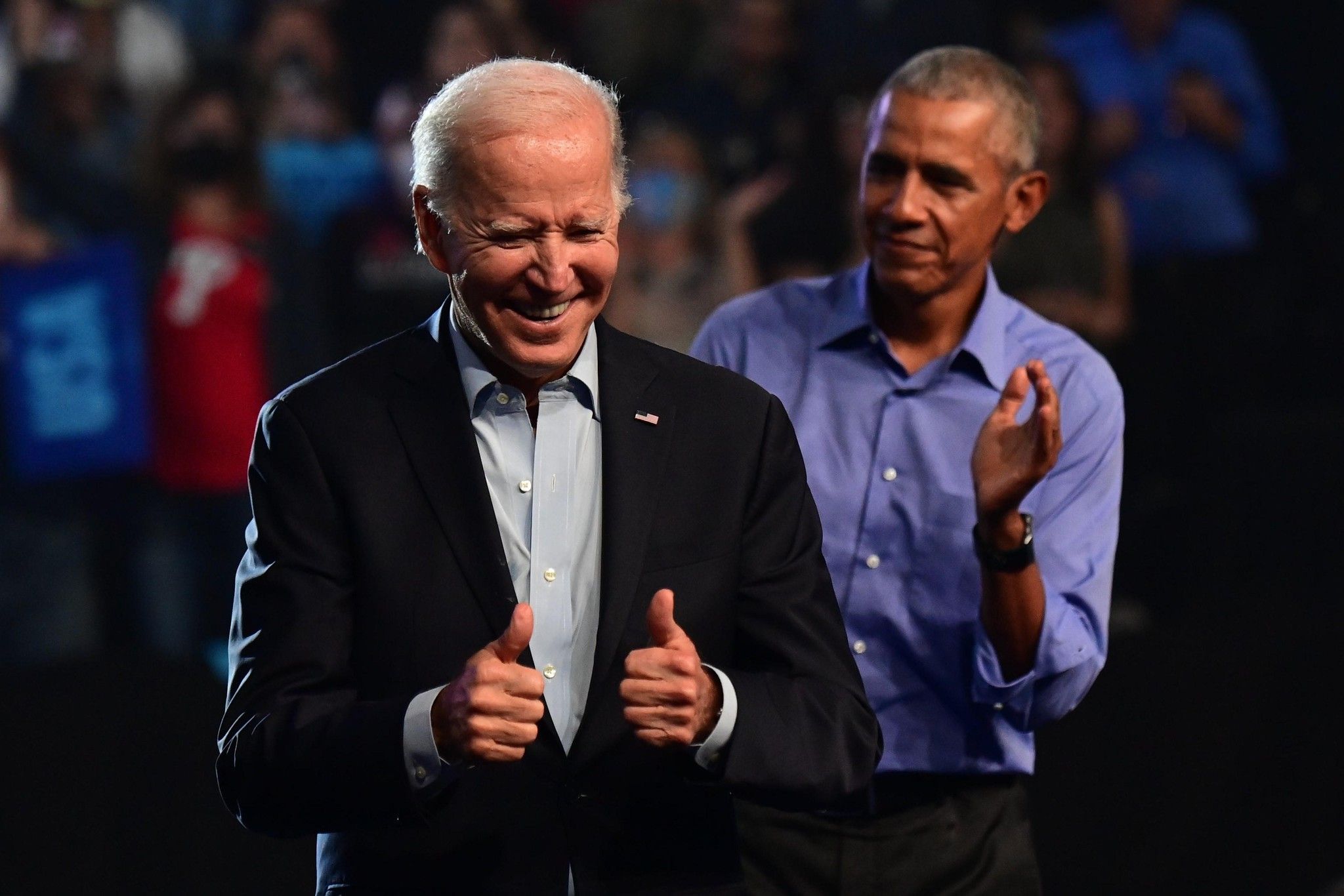 Biden doit reconsidérer sa candidature, selon Obama