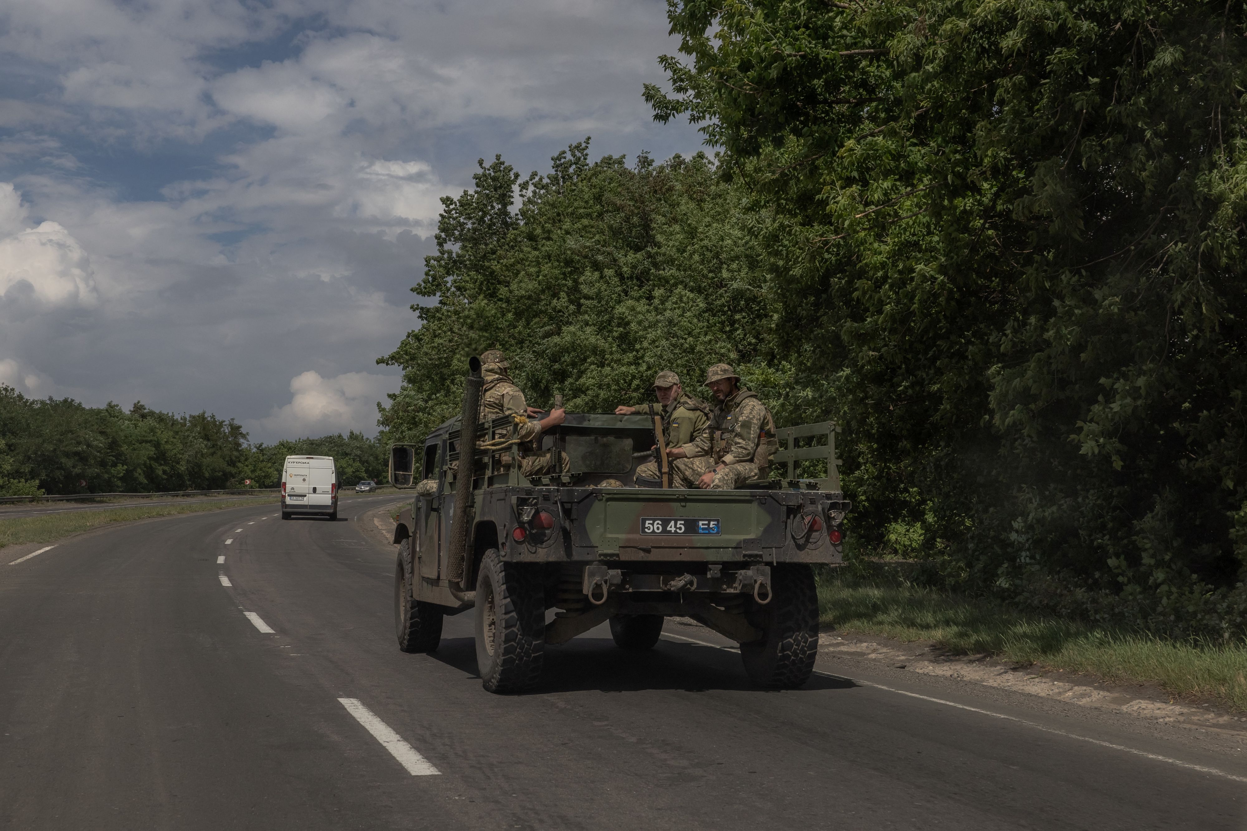 Kiev accuse les forces russes d'avoir «décapité» un soldat