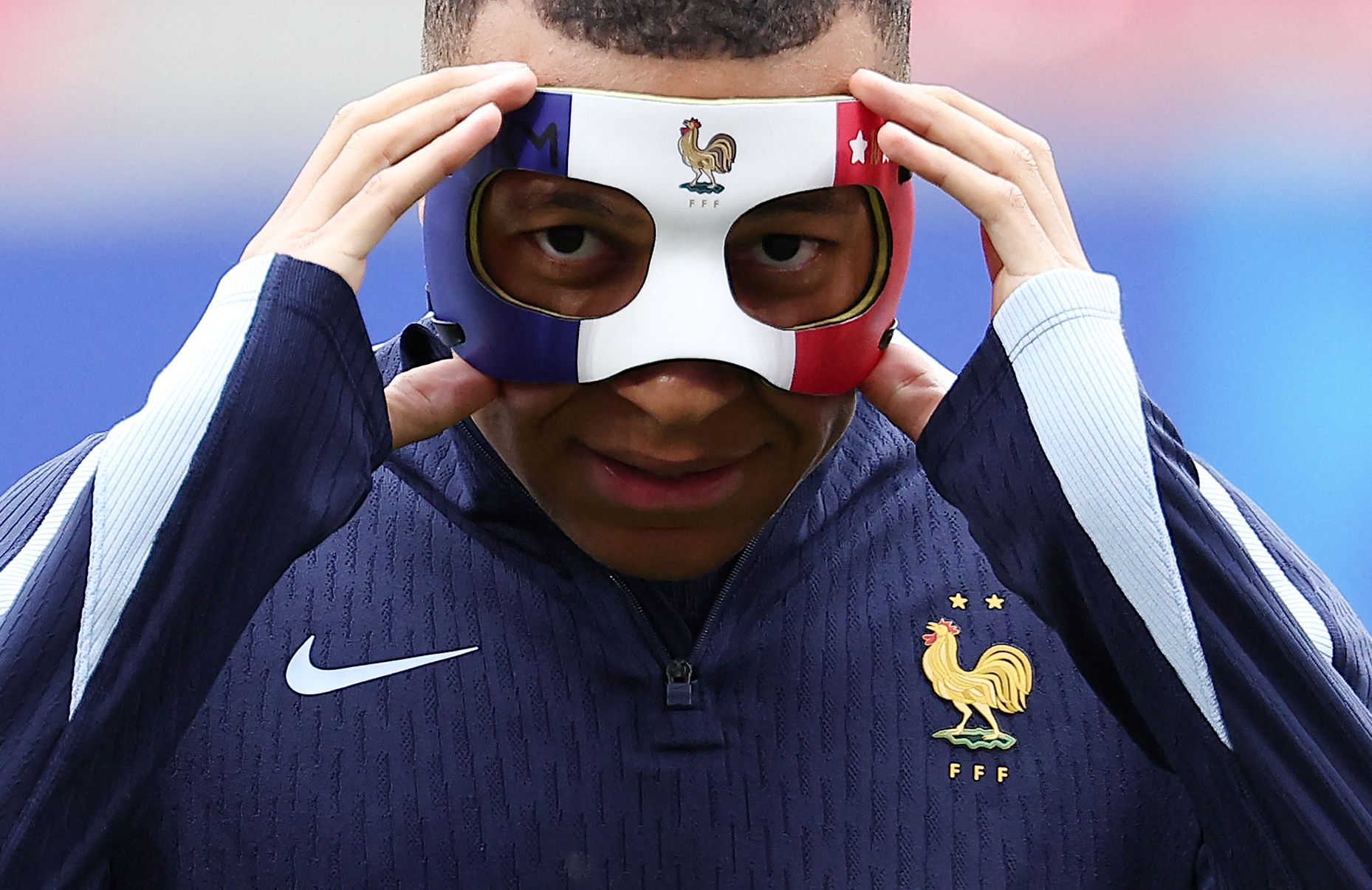 Kylian Mbappé ne pourra pas jouer avec son masque tricolore