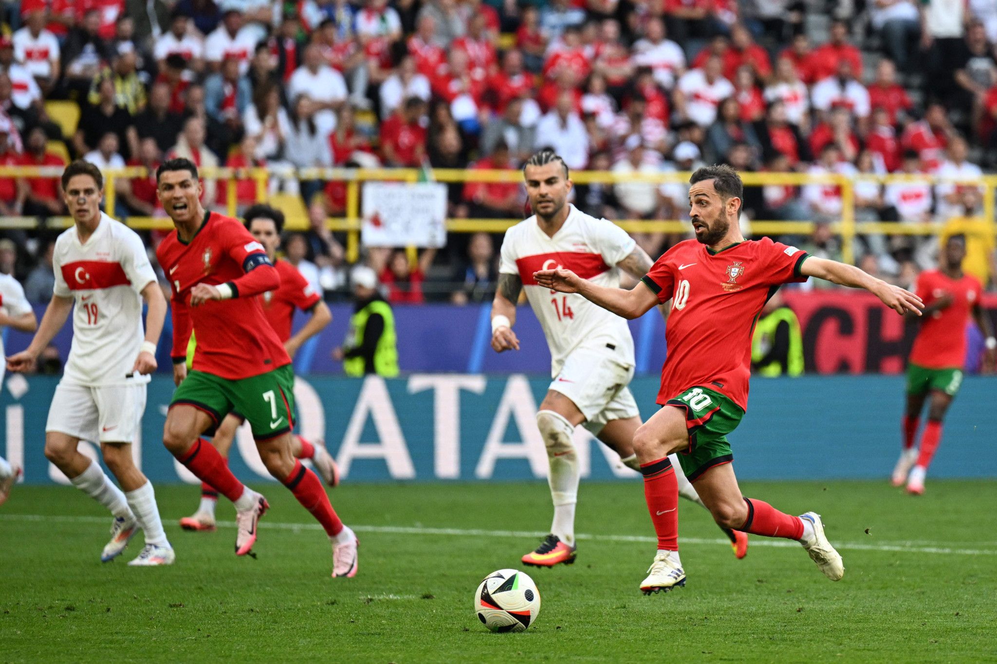 Le Portugal se qualifie sans trembler pour les 8es de finale