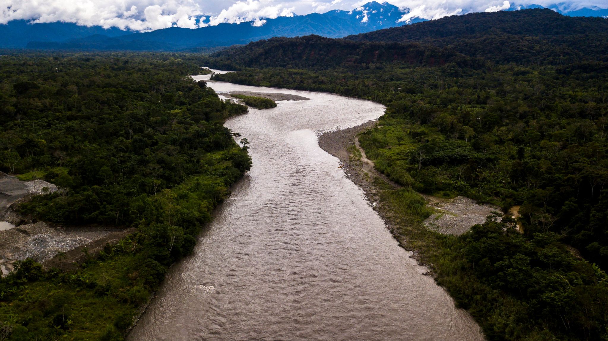 Fuite de pétrole dans un important affluent de l'Amazone