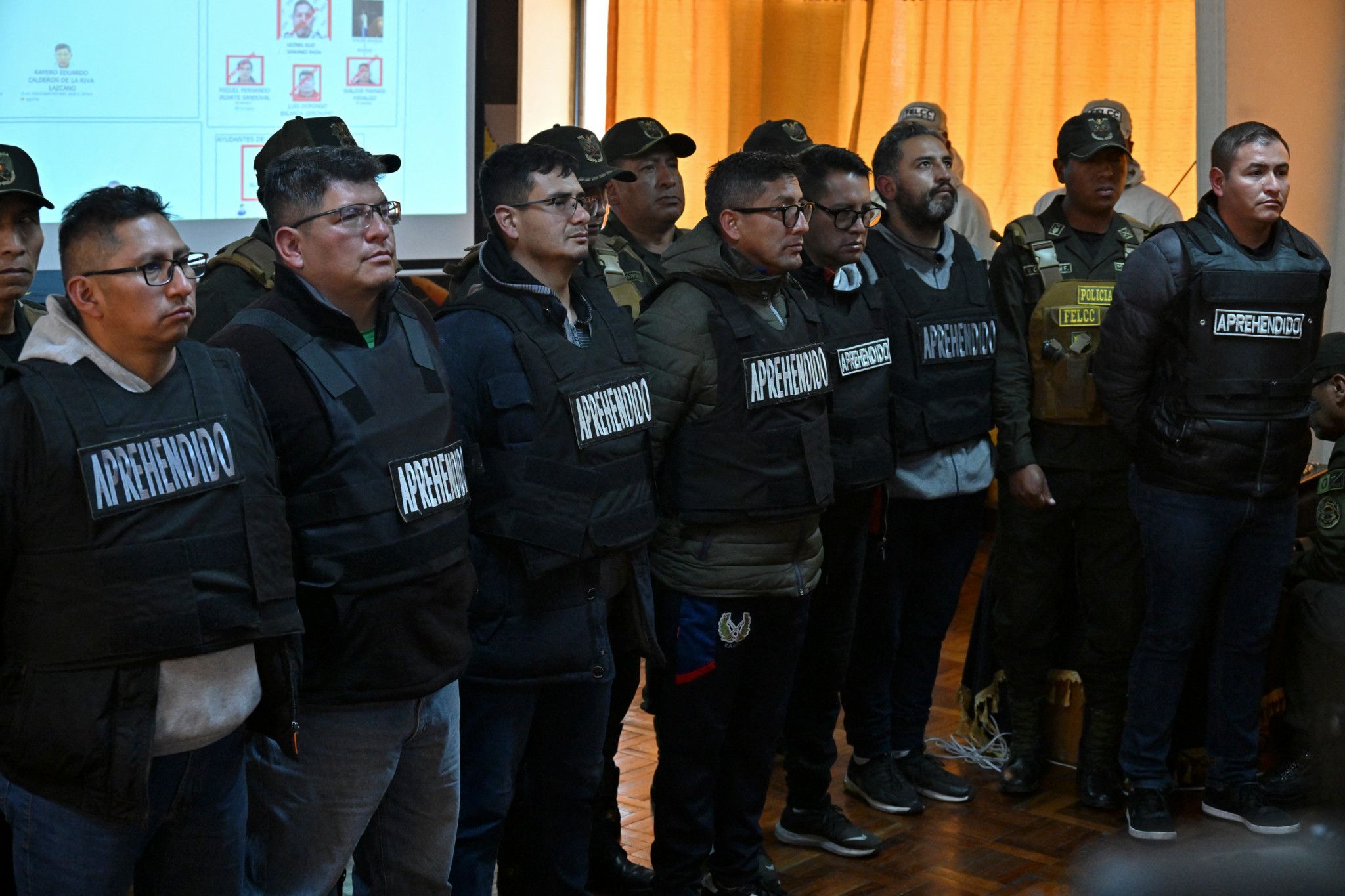 17 arrestations au lendemain du coup d'État avorté en Bolivie