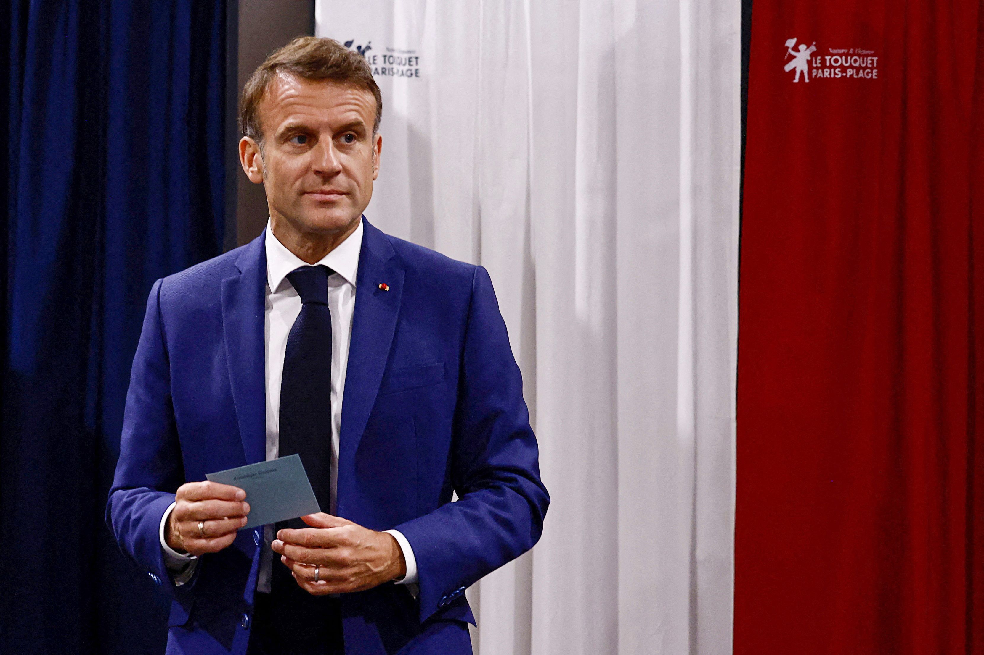 Les médias internationaux  crient haro sur Macron