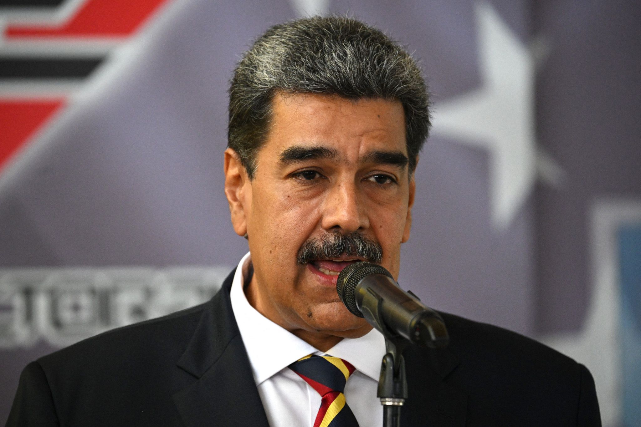 Maduro annonce la reprise du dialogue avec Washington