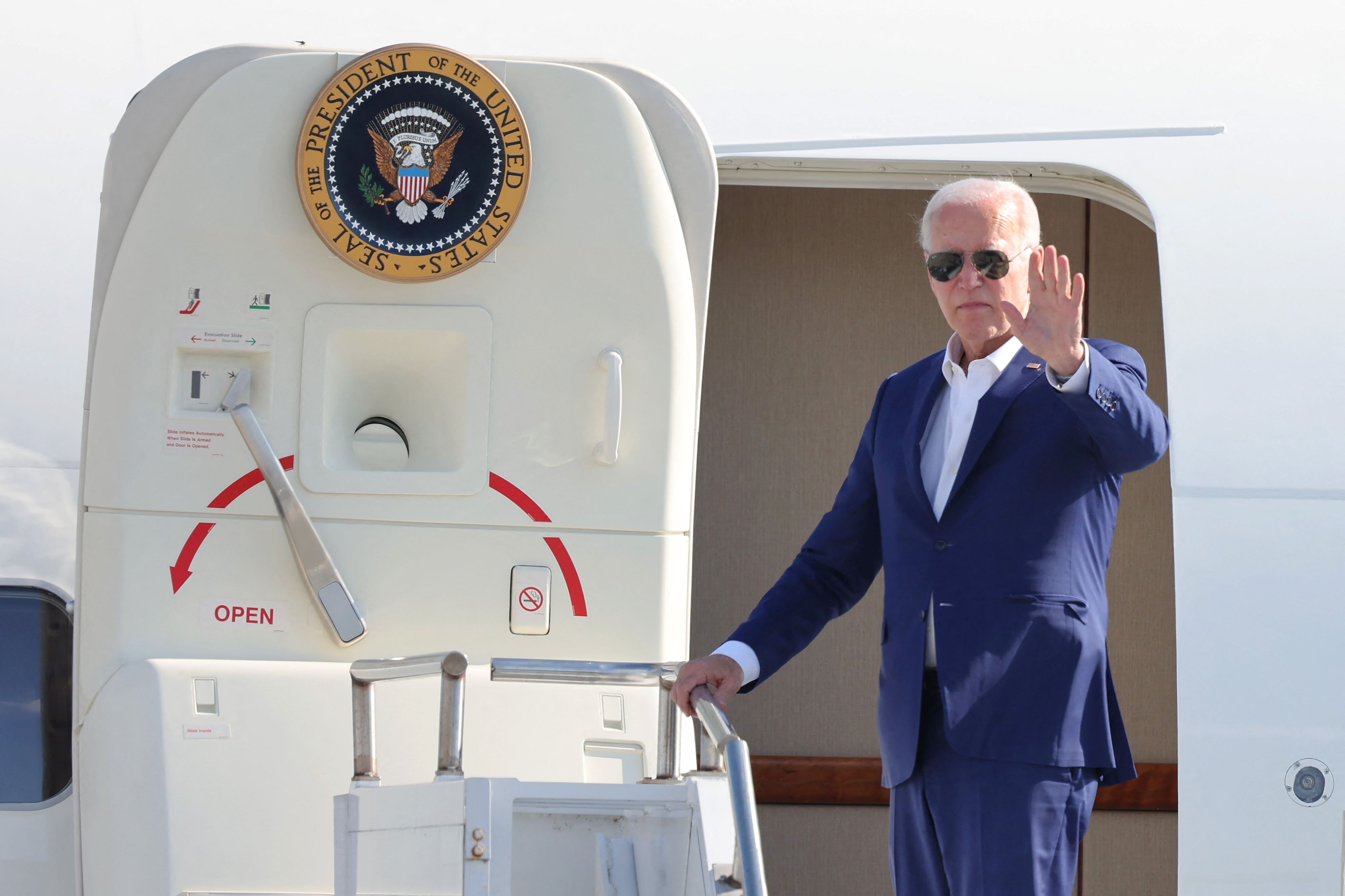 Biden exhorte son parti à «se rassembler» autour de lui