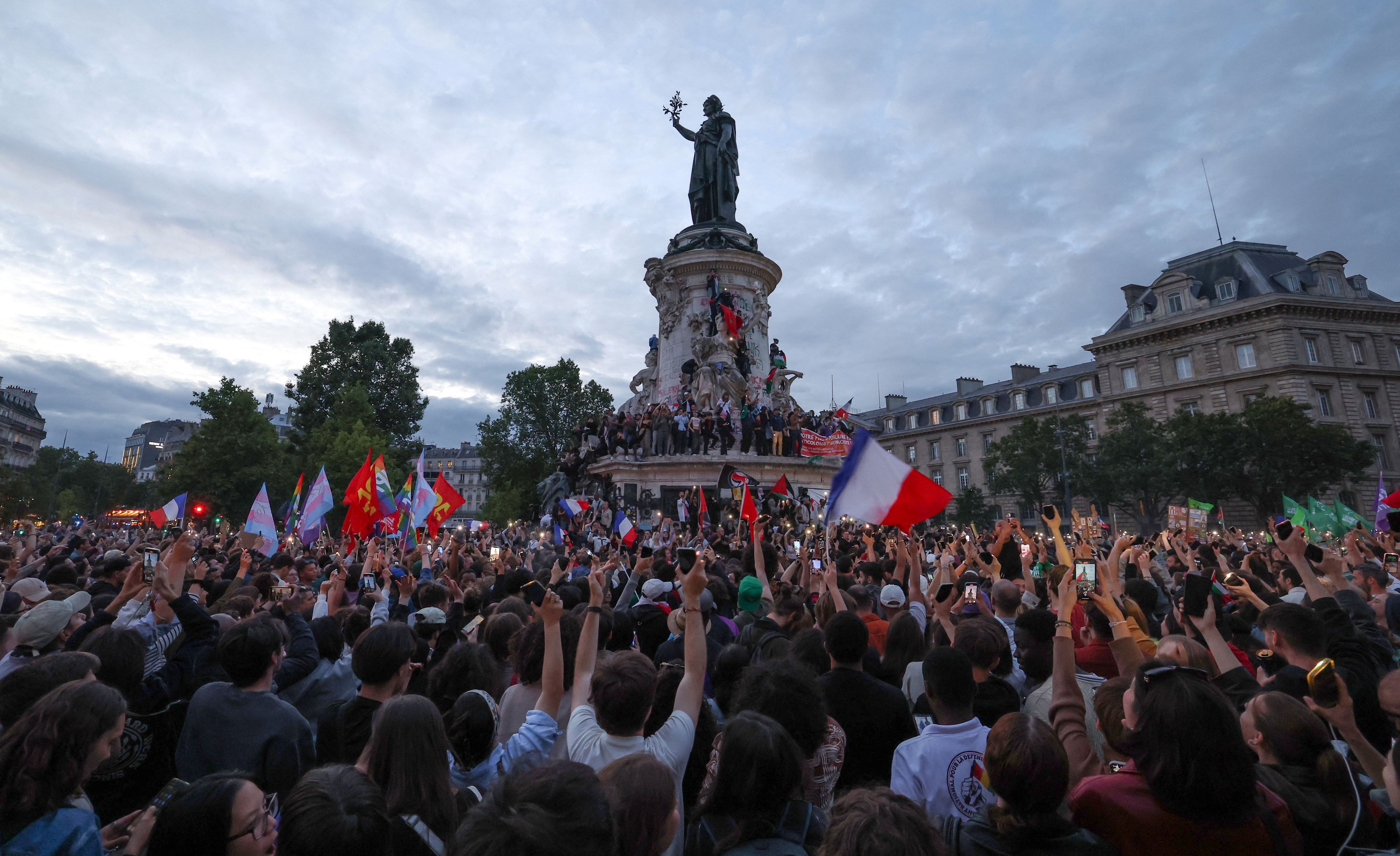 Les socialistes suisses félicitent la gauche française