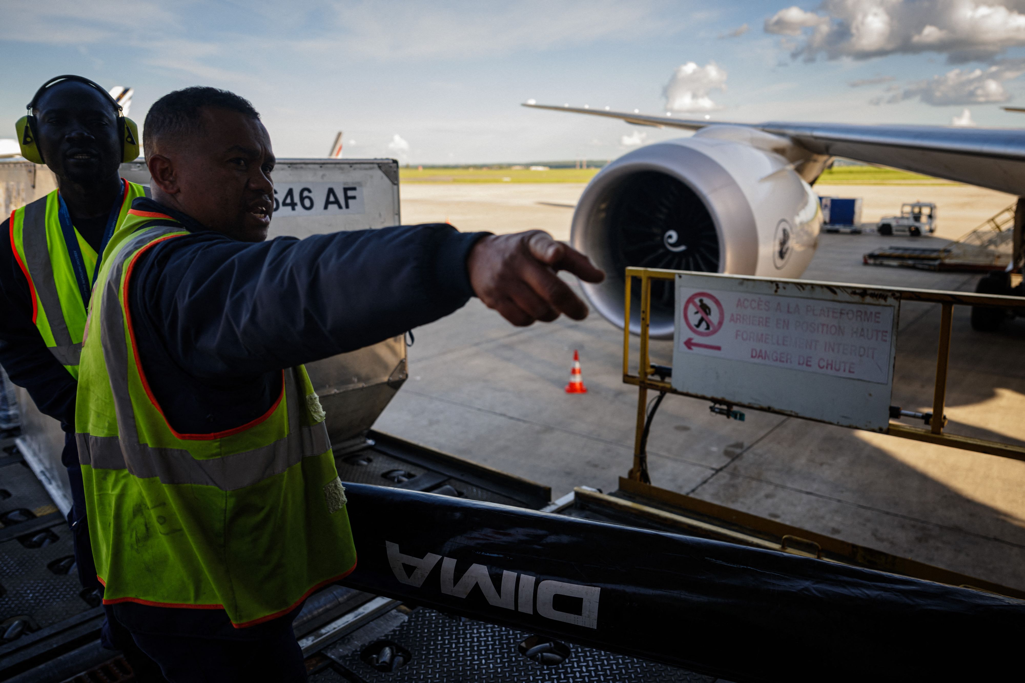 Appel à la grève dans les aéroports avant les JO