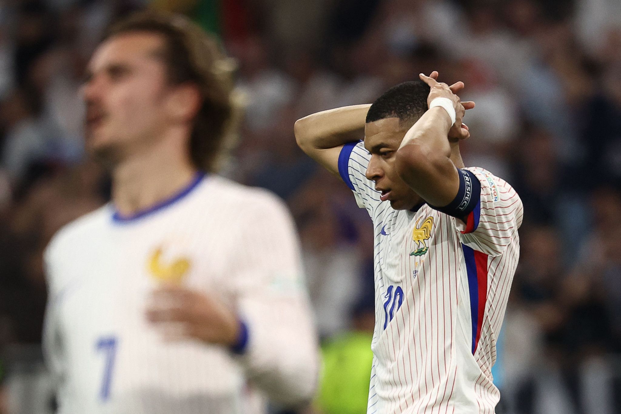 «Mbappé sans masque pour mieux voir le but de Yamal»