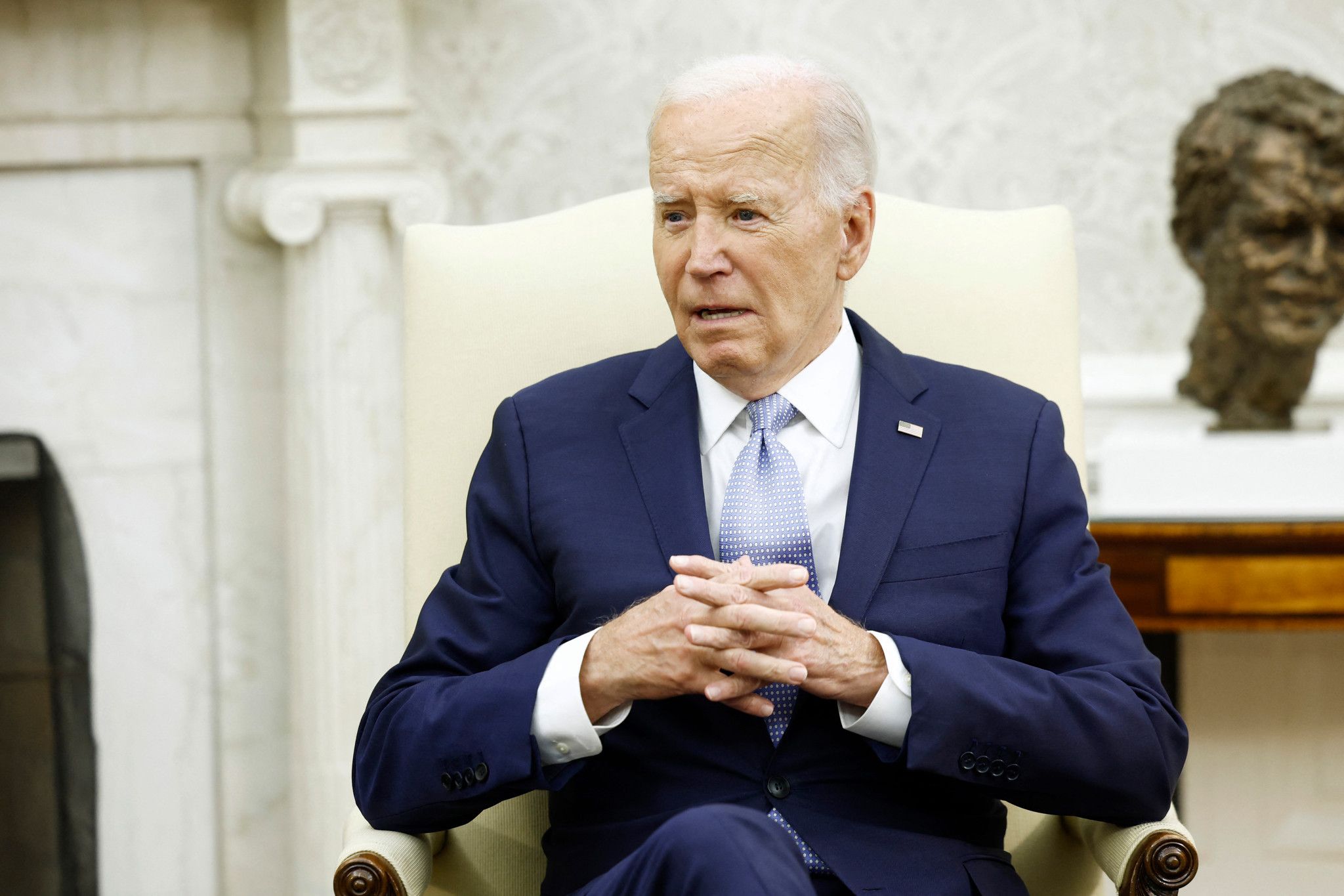 Biden face à une pression de plus en plus intense pour se retirer