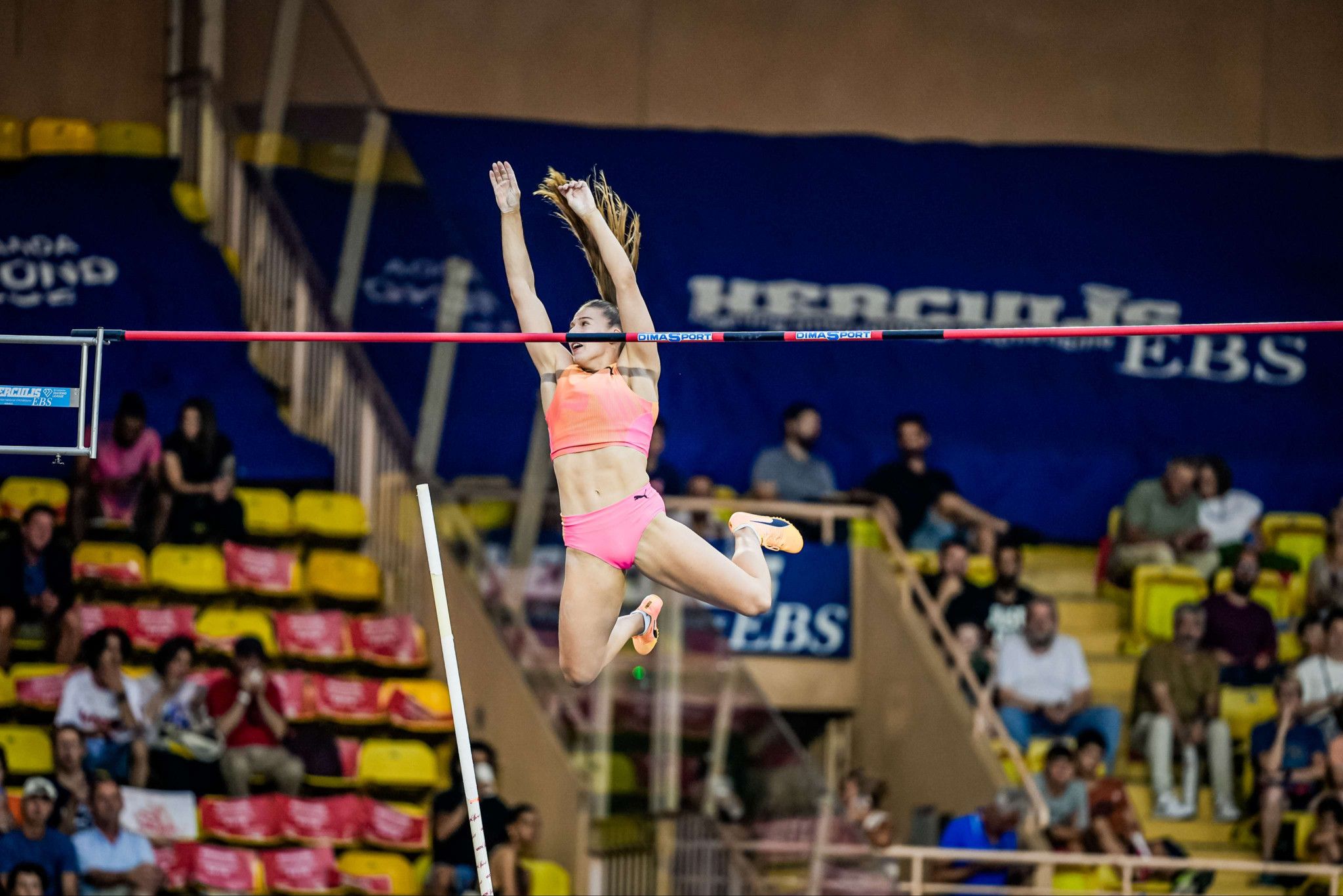 Record de Suisse à la perche pour Angelica Moser à Monaco