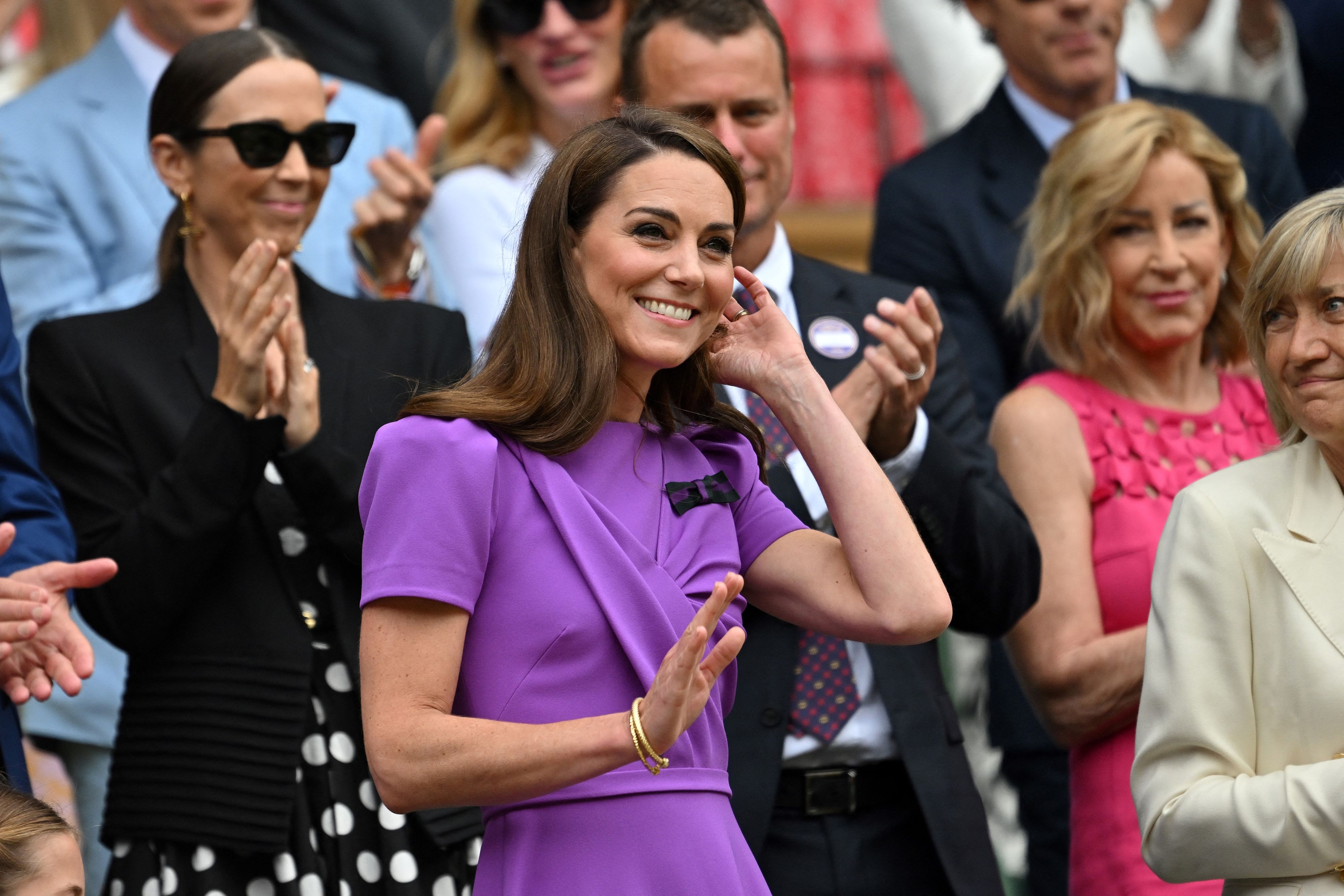 Kate chaleureusement acclamée à Wimbledon