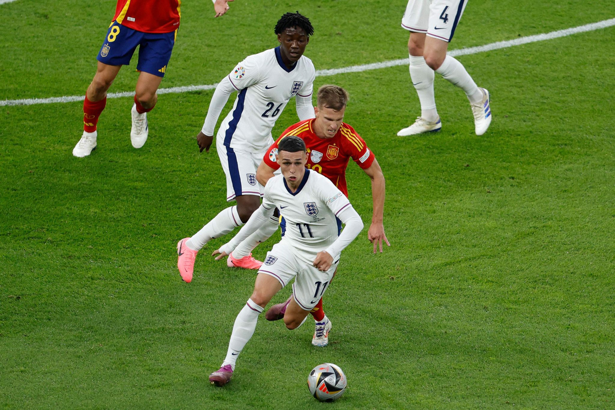 Score de parité entre l'Espagne et l'Angleterre après 45 minutes