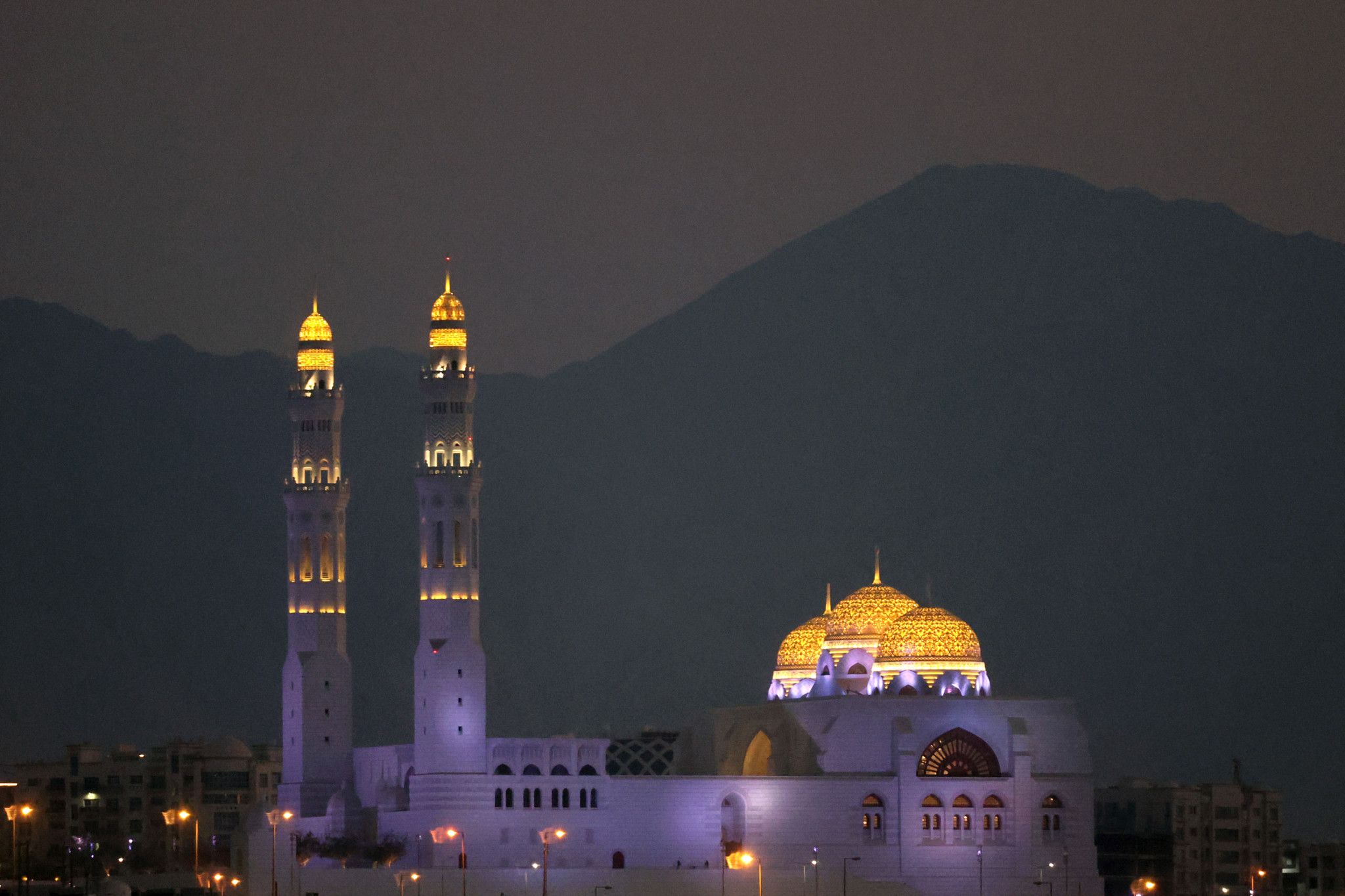 Quatre morts après des tirs près d'une mosquée à Oman