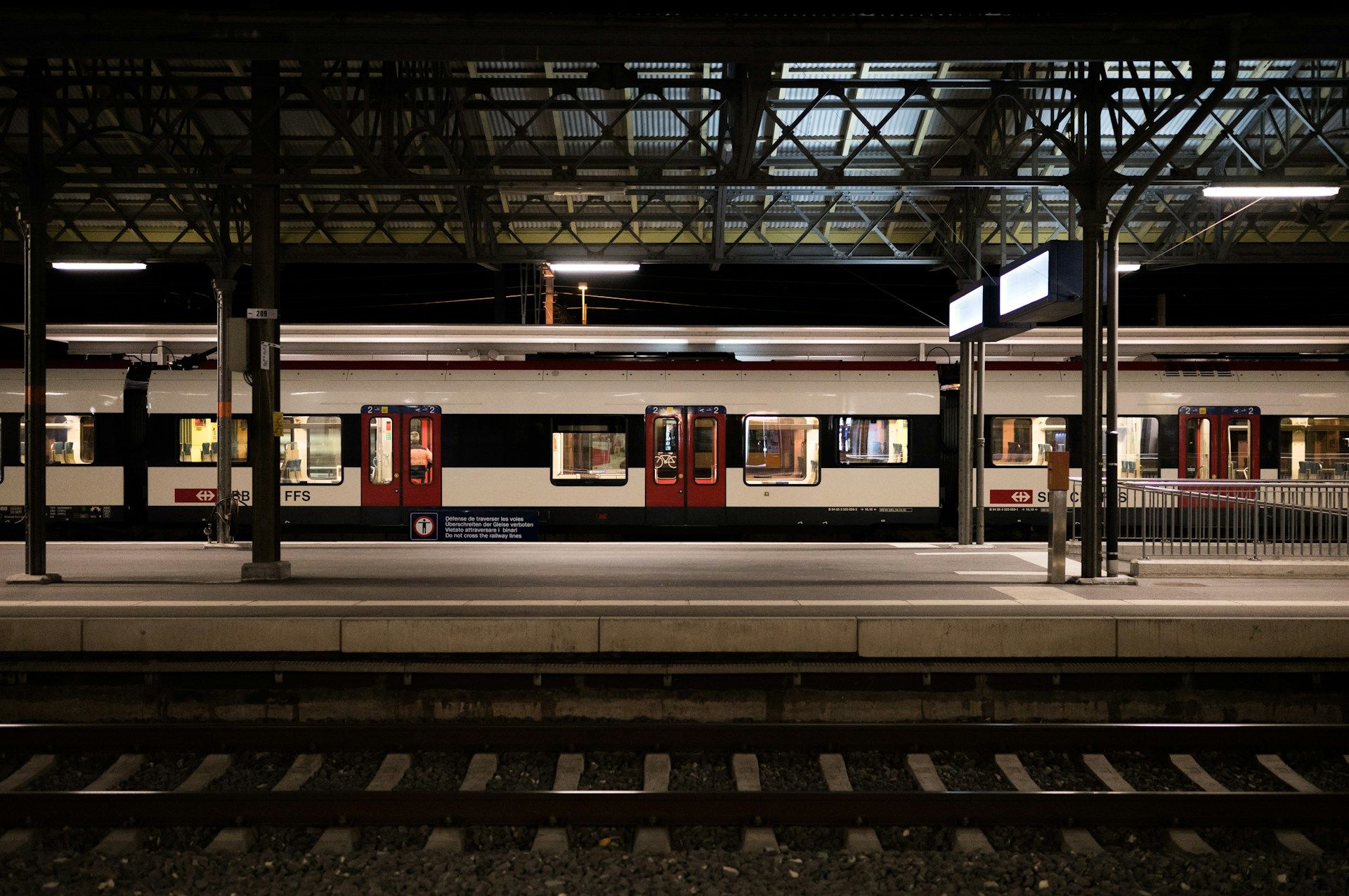 Grosses perturbations sur la ligne Lausanne-Brig