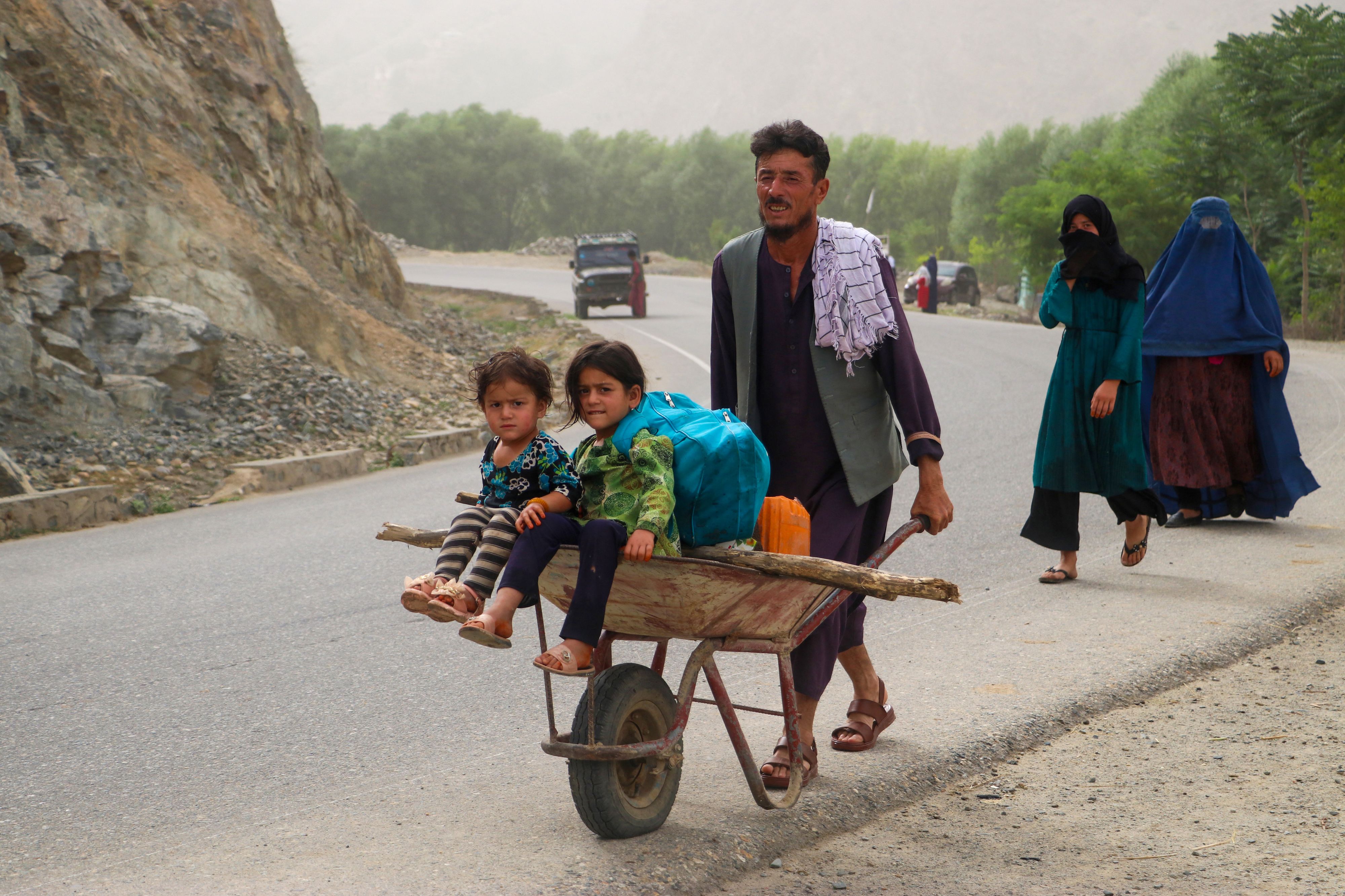 La Suisse retournera en Afghanistan pour aider... ou par intérêt