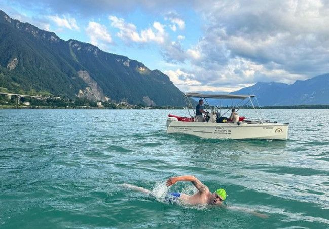 Il a traversé le Léman à la nage en 22 heures et 9 minutes