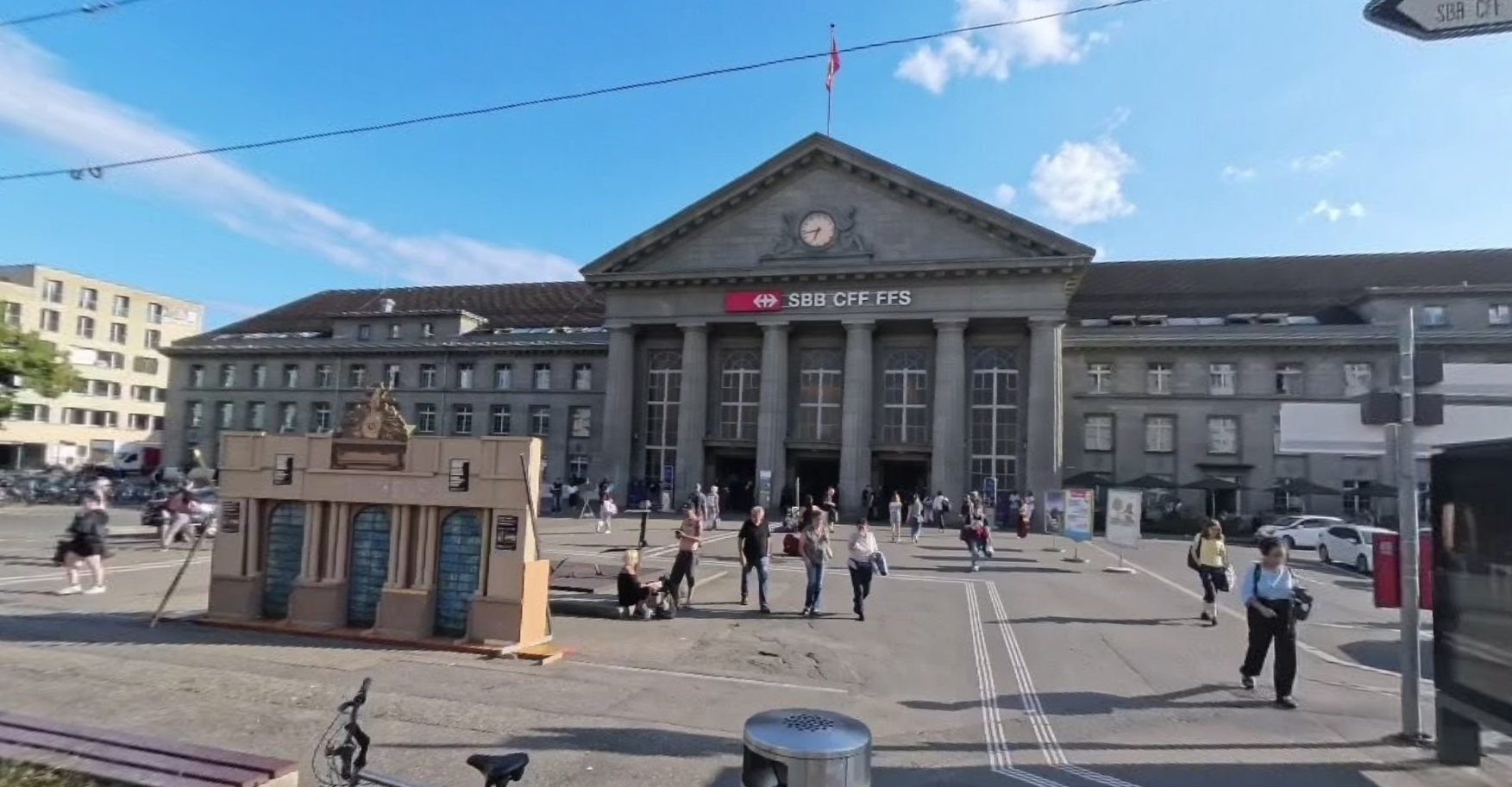 Un homme agressé et dévalisé place de la Gare à Bienne