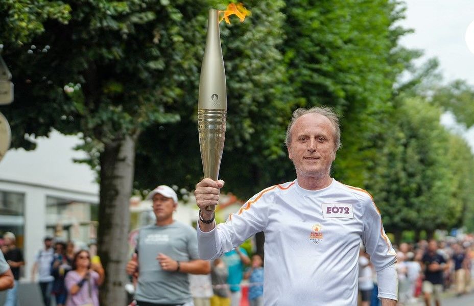 Un habitant de Cully a porté la flamme olympique à Paris