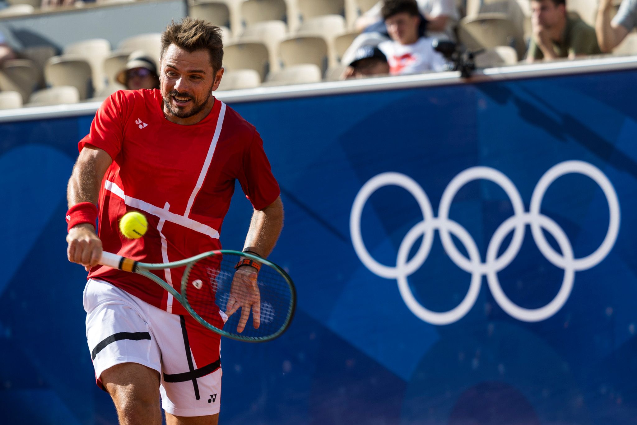 Stan Wawrinka donne la leçon et passe au 2e tour