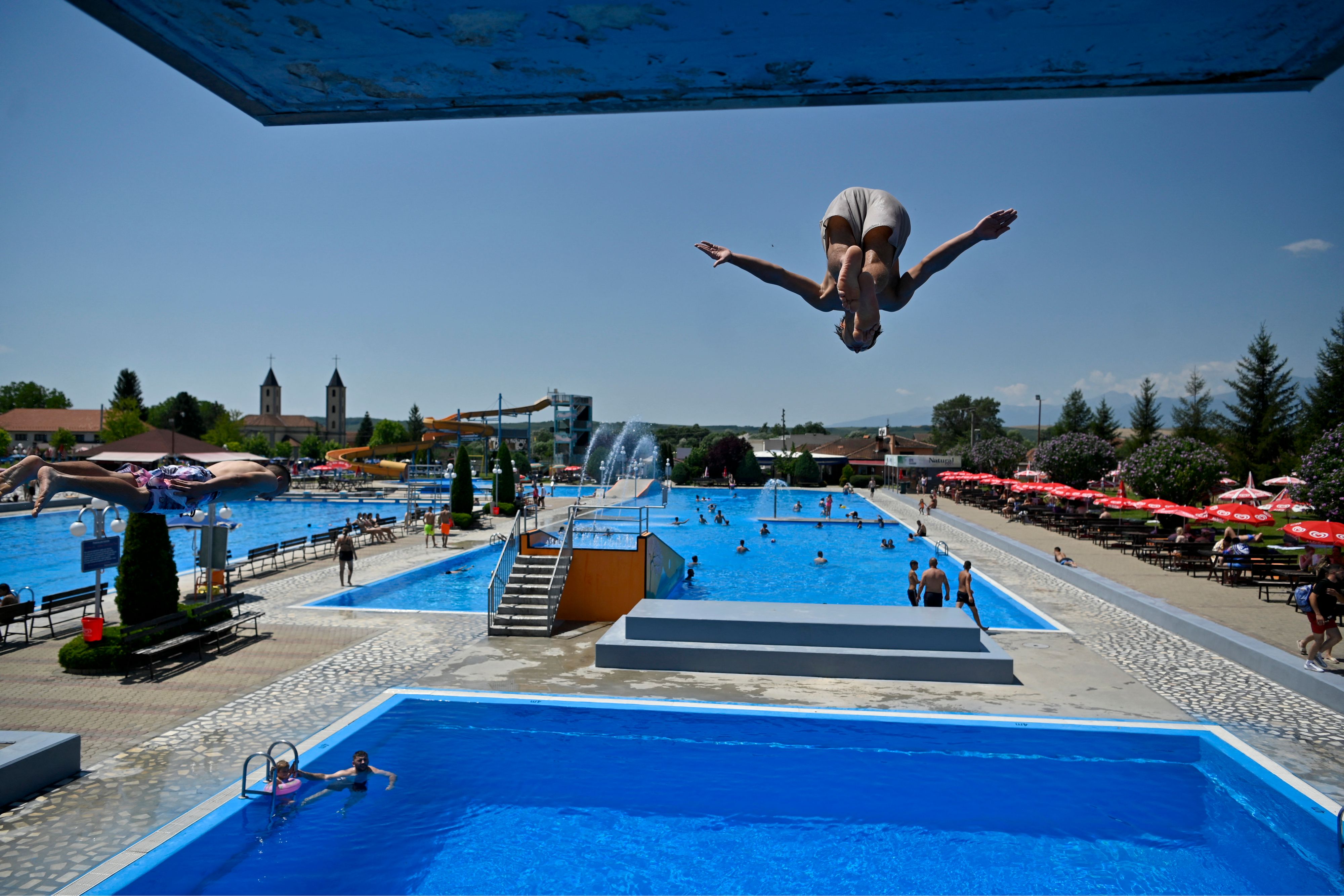 La qualité de l'eau des piscines laisse à désirer