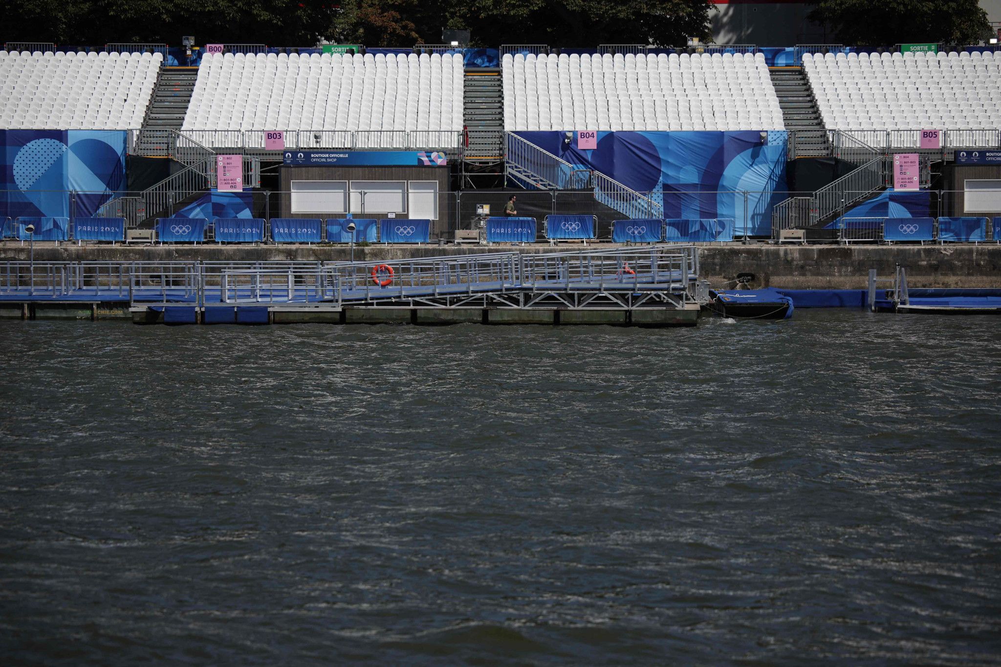 La Seine est trop polluée, le triathlon est reporté