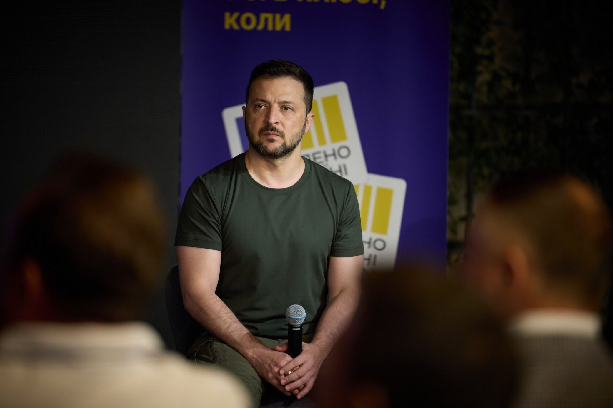 Zelensky: «Le monde entier veut la Russie au prochain sommet de la paix»