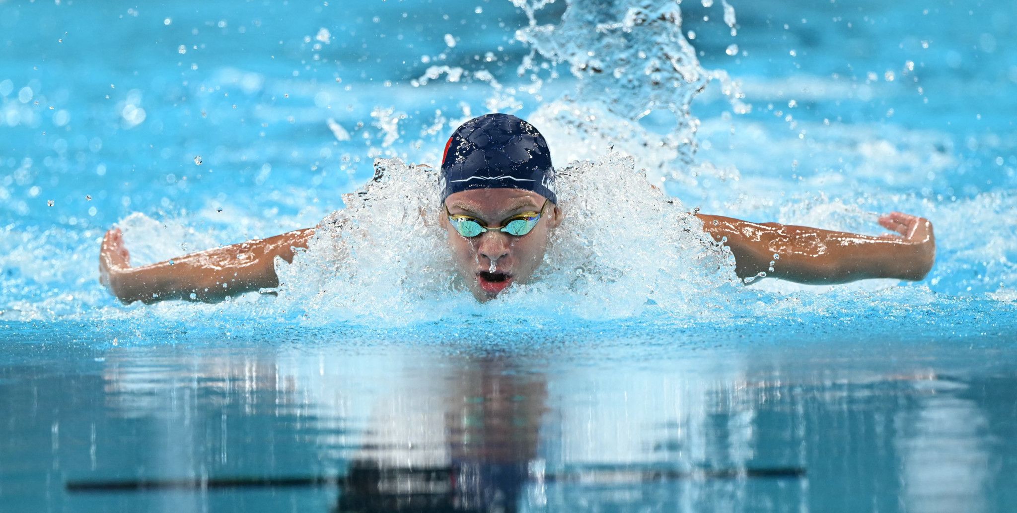 L'extraordinaire Léon Marchand ravit une nouvelle médaille d'or