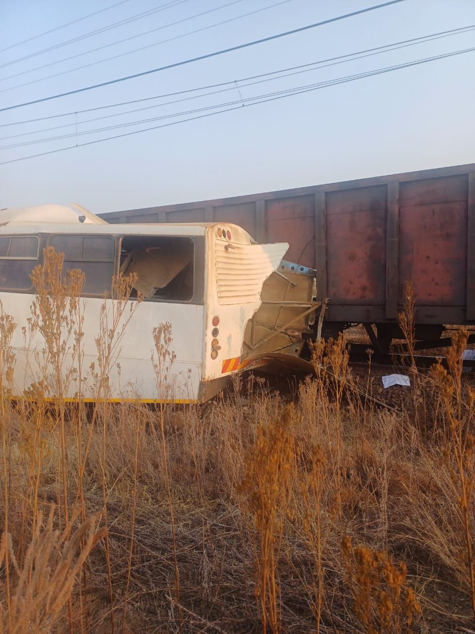 Six enfants tués dans l'accident entre un train et un bus