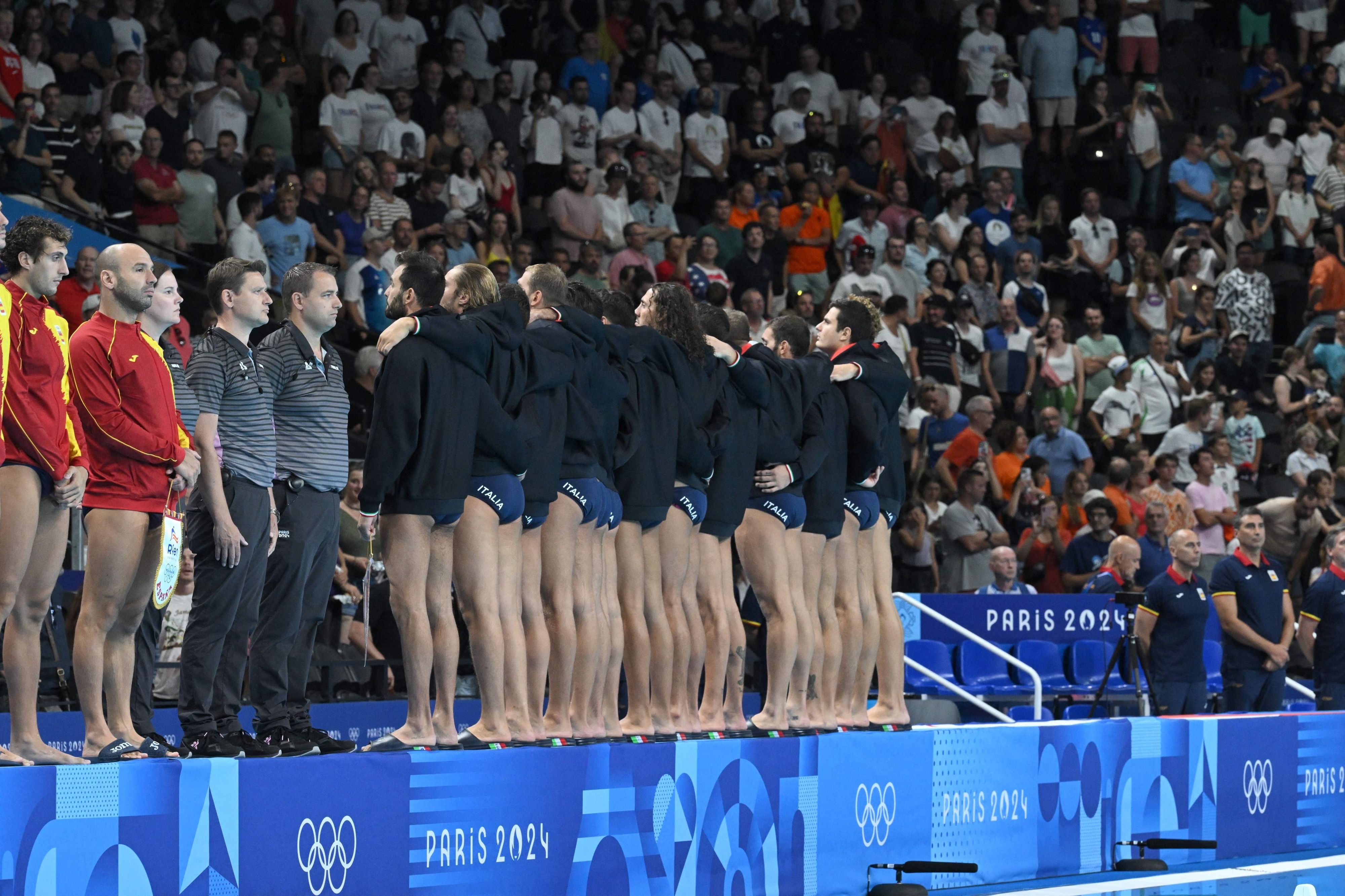 Water-polo: mécontents, les Italiens tournent le dos aux arbitres