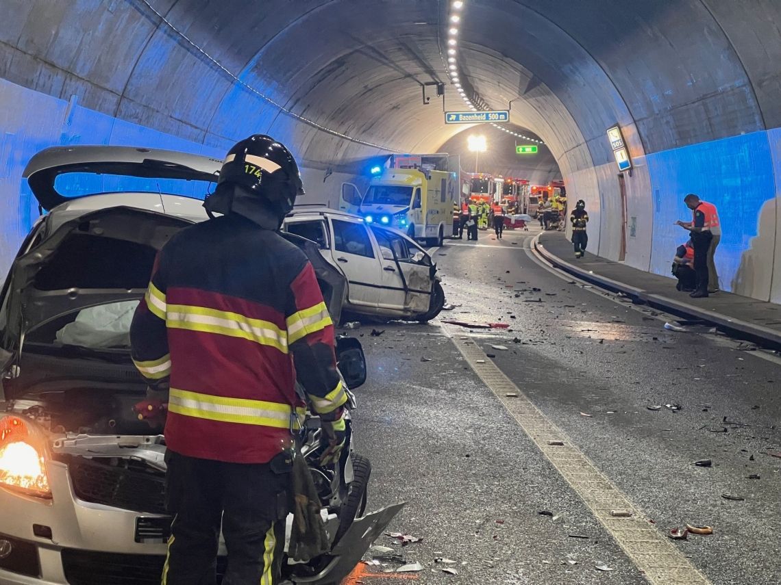 Trois morts dans un terrible accident dans un tunnel