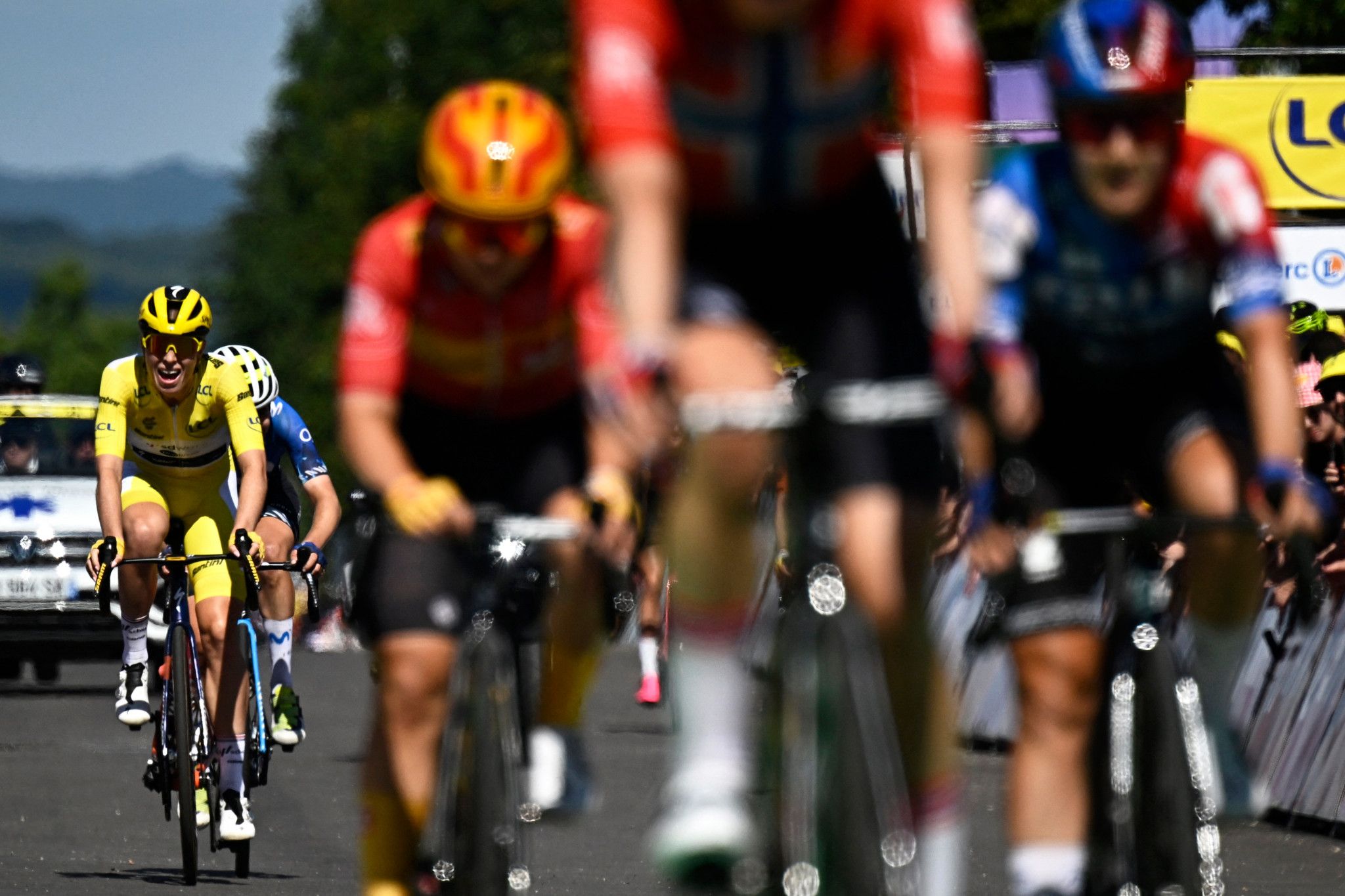 Demi Vollering chute, le Tour de France féminin relancé