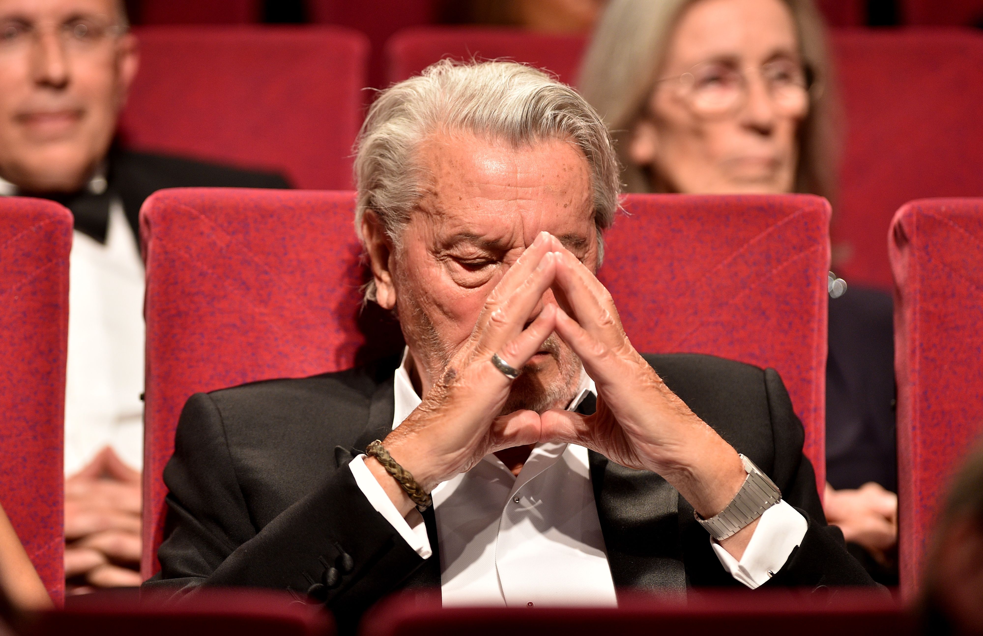 Quel avis avait Alain Delon sur un hommage national en son honneur?