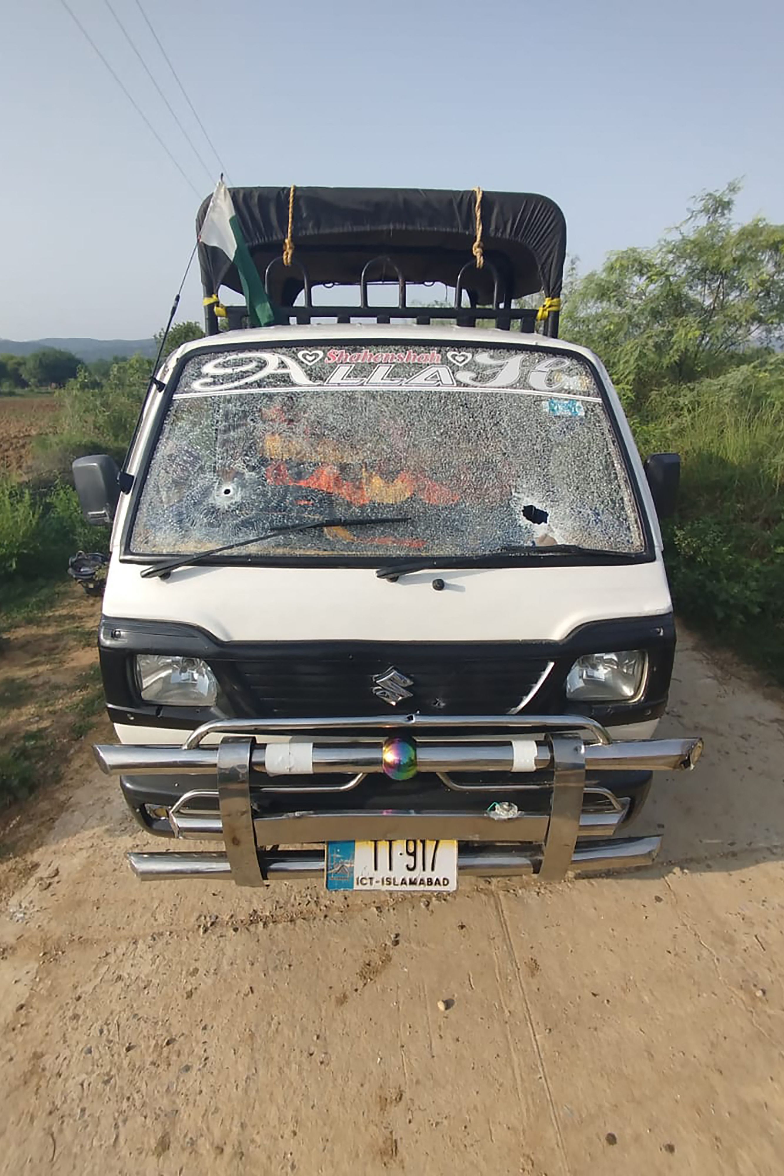 Ils tirent sur un minibus scolaire et tuent deux fillettes