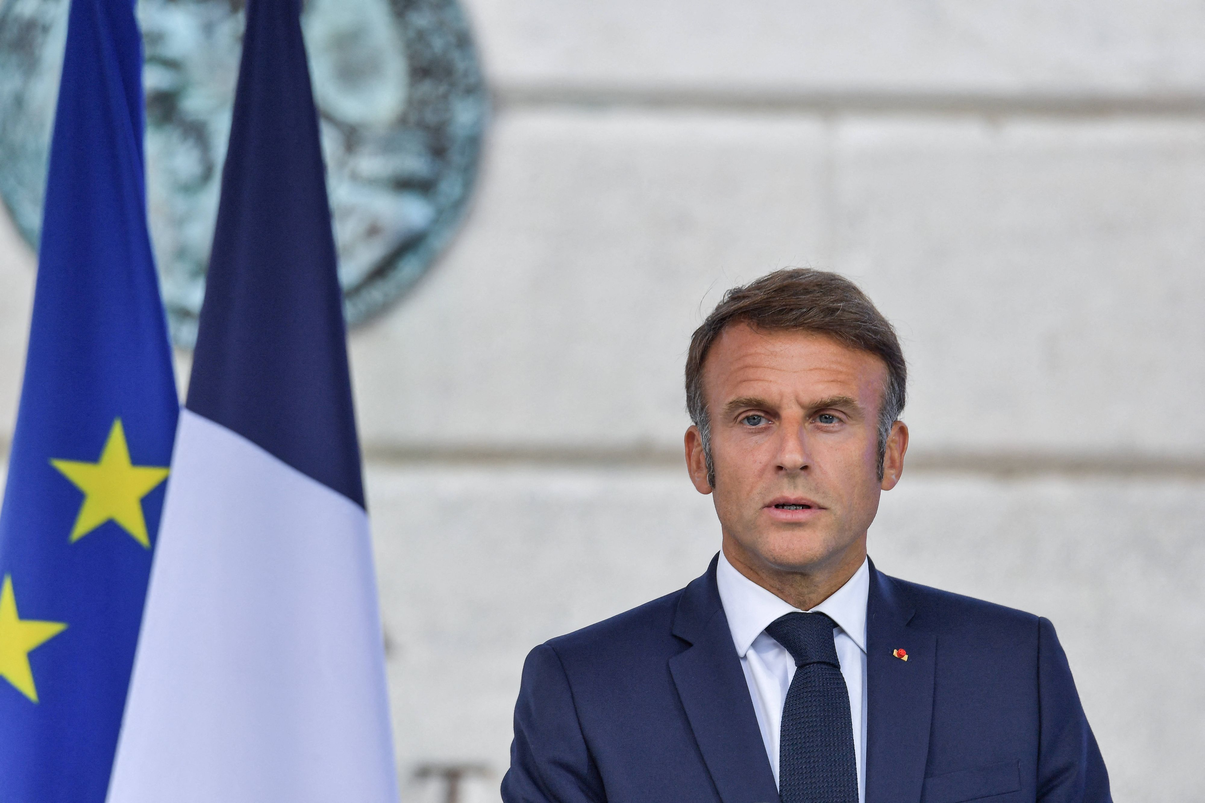 Emmanuel Macron écarte l'option d'un gouvernement du NFP