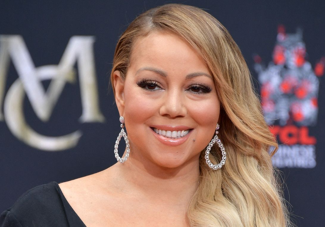 Mariah Carey annonce que sa mère et sa soeur sont mortes le même jour