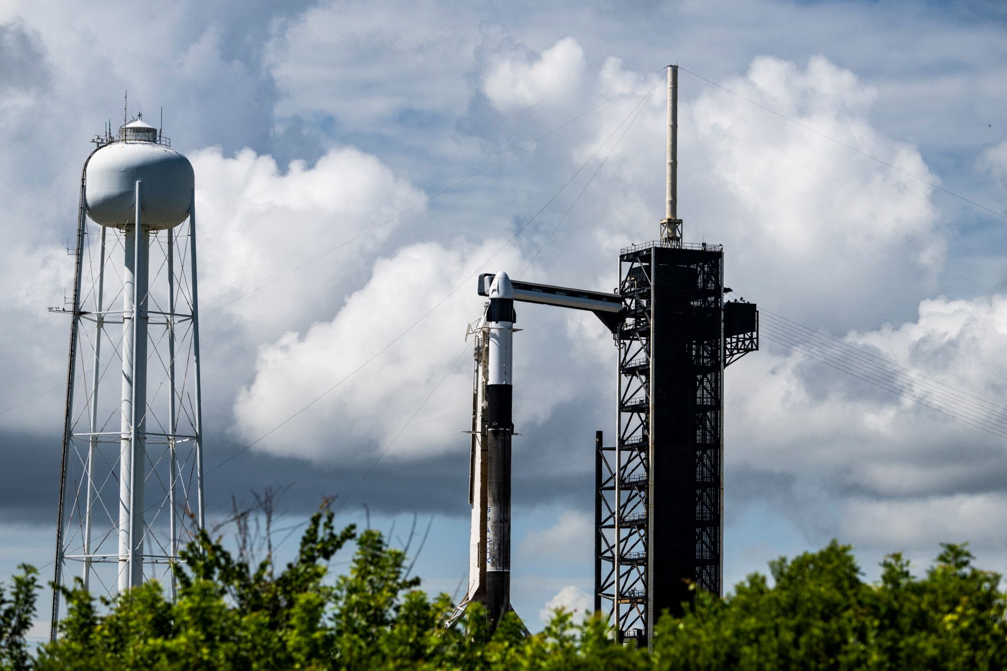 SpaceX reporte une mission à cause d'une fuite d'hélium