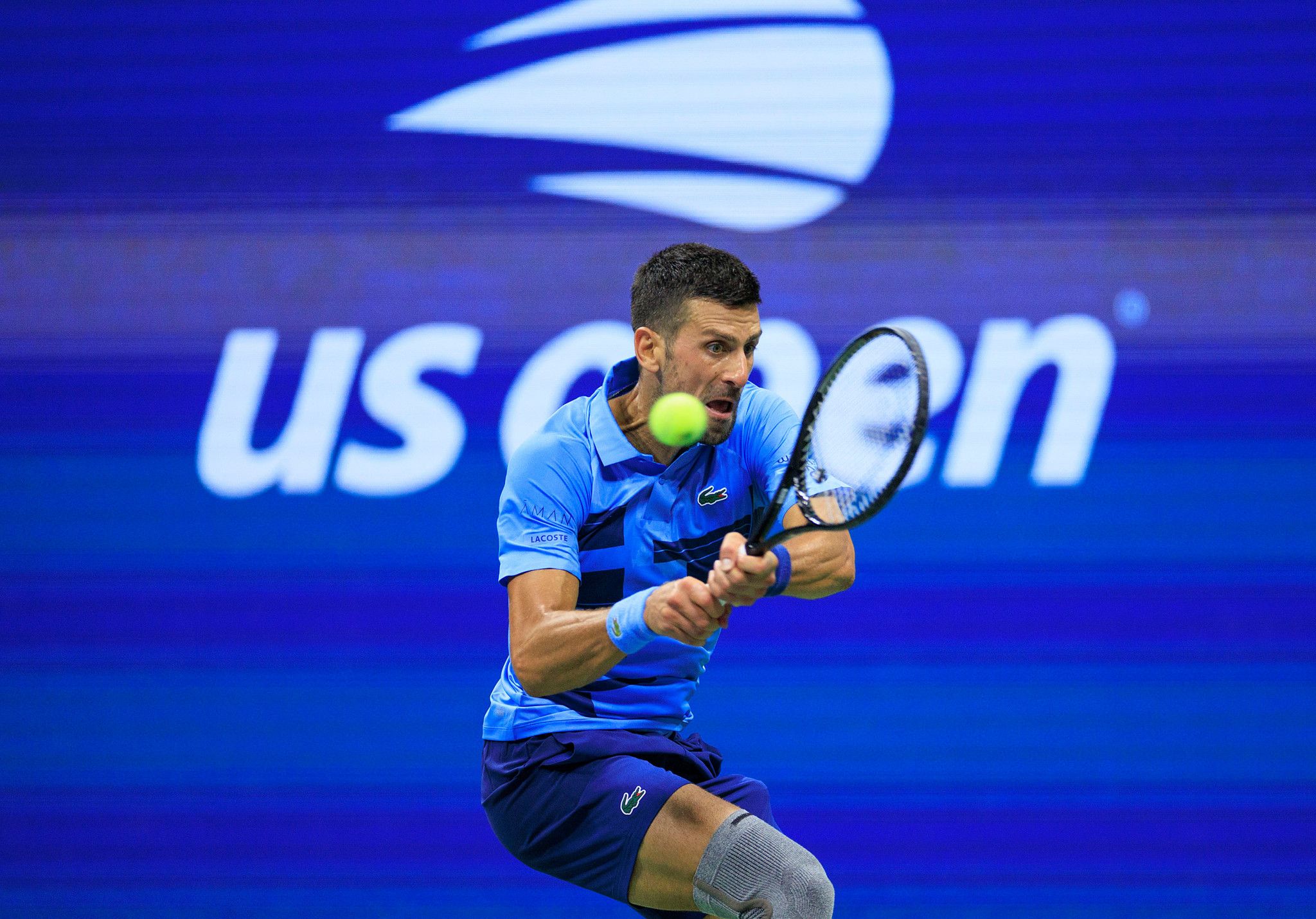 La chaleur s'abat sur New York, mais pas sur Djokovic