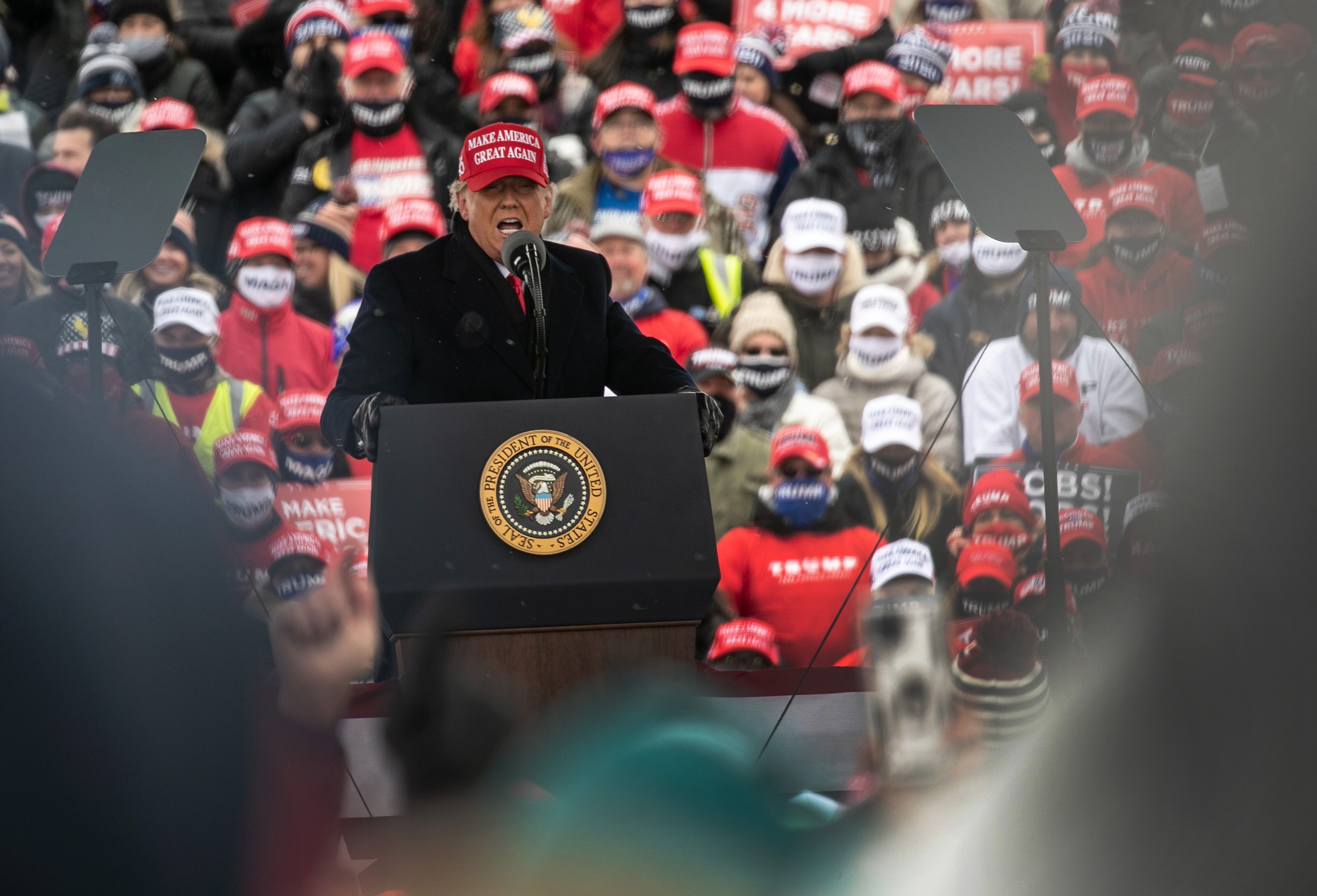 Débats autour du calendrier de la procédure contre Trump à Washington