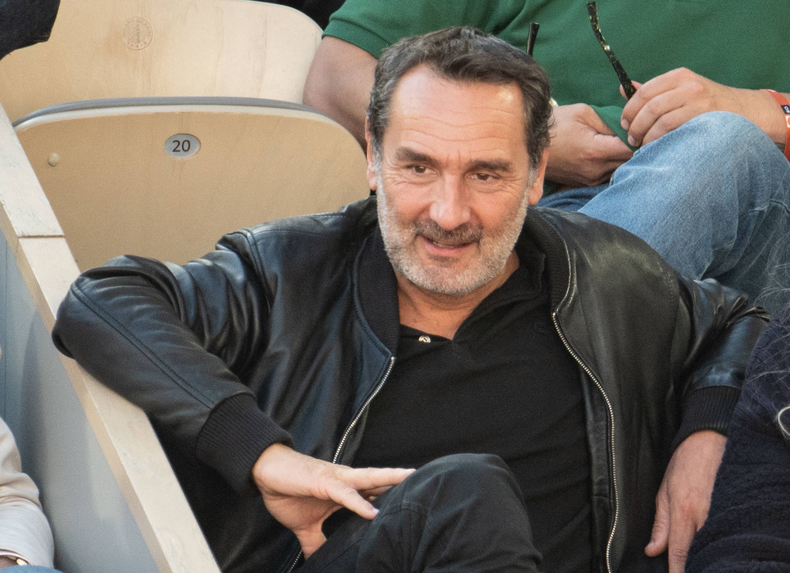 Changement de look radical pour Gilles Lellouche