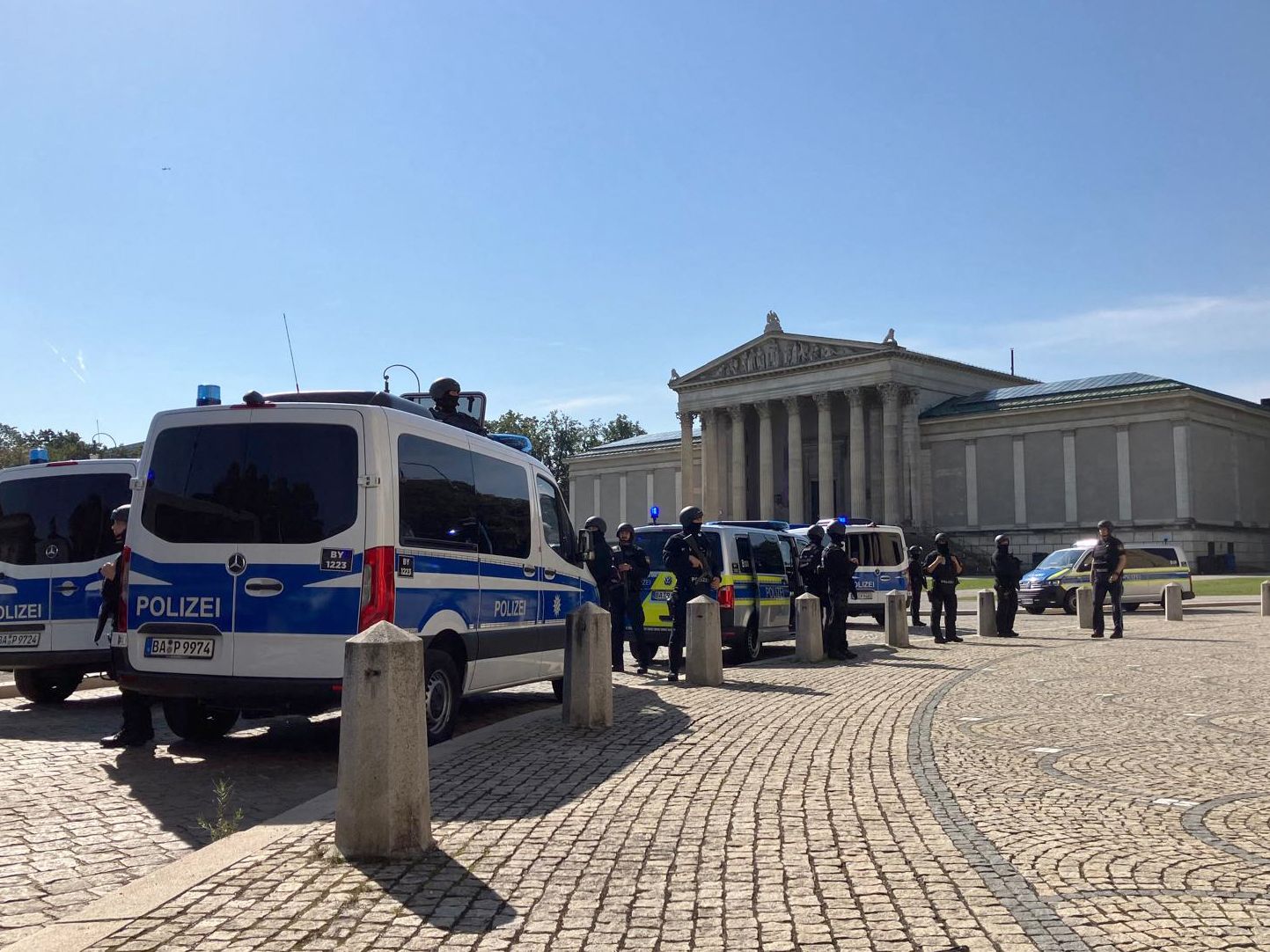 Un homme armé tué par la police près d'un consulat israélien