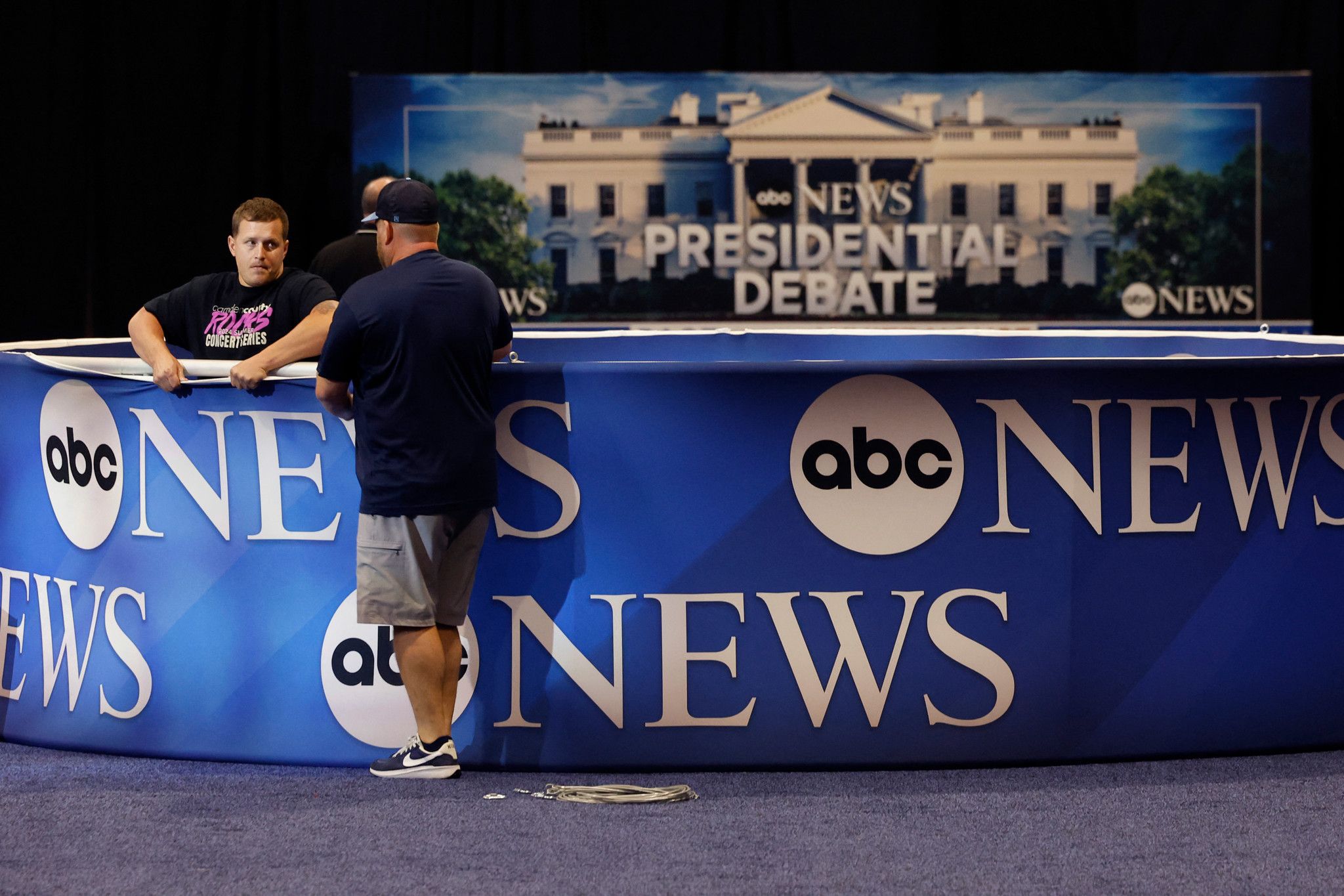 Harris et Trump, place au débat