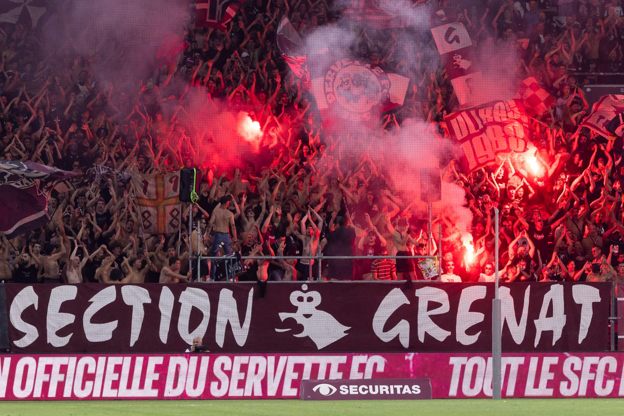 Fermeture partielle du stade et amende contre le SFC