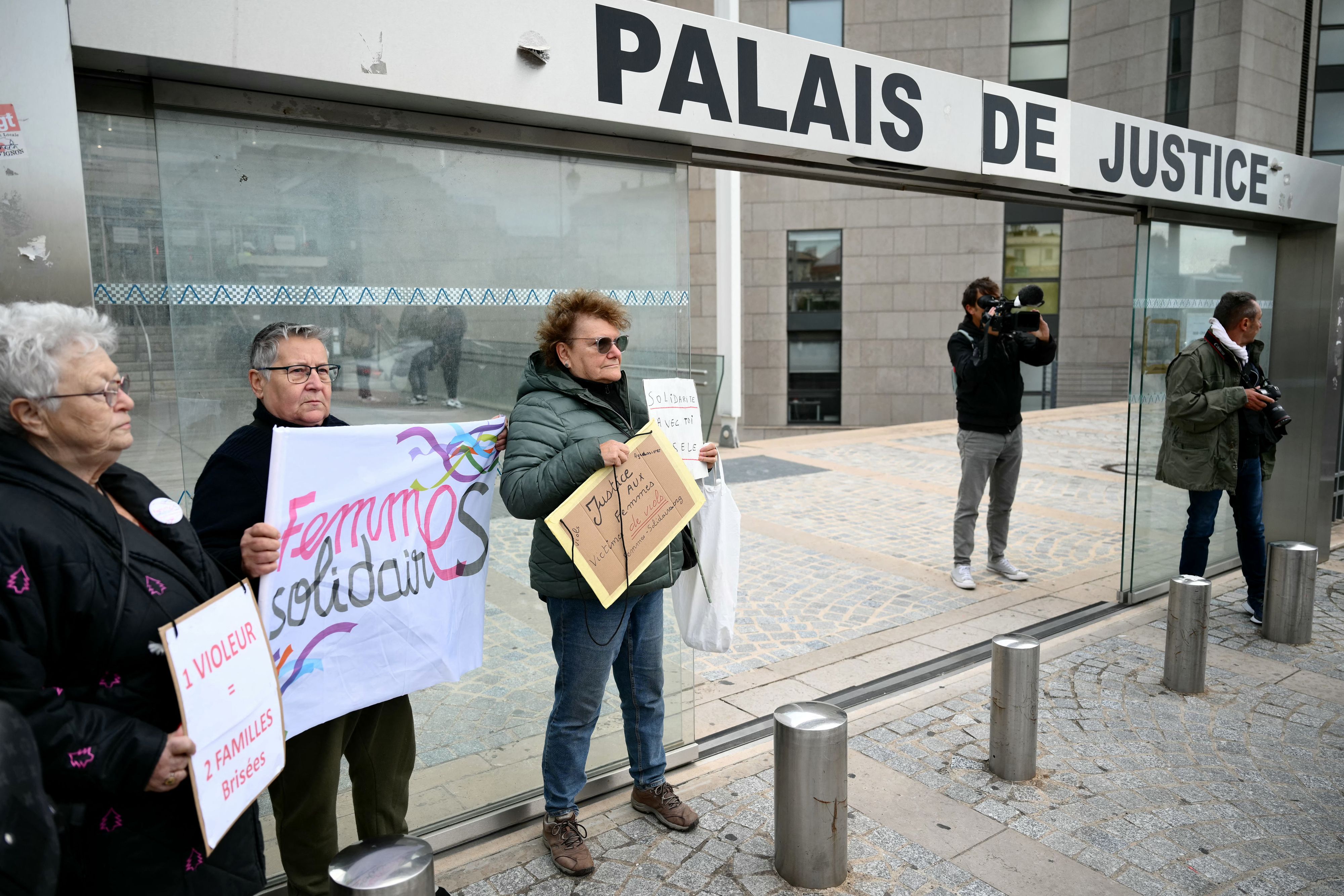 L'audience commence sans l'accusé principal, toujours malade