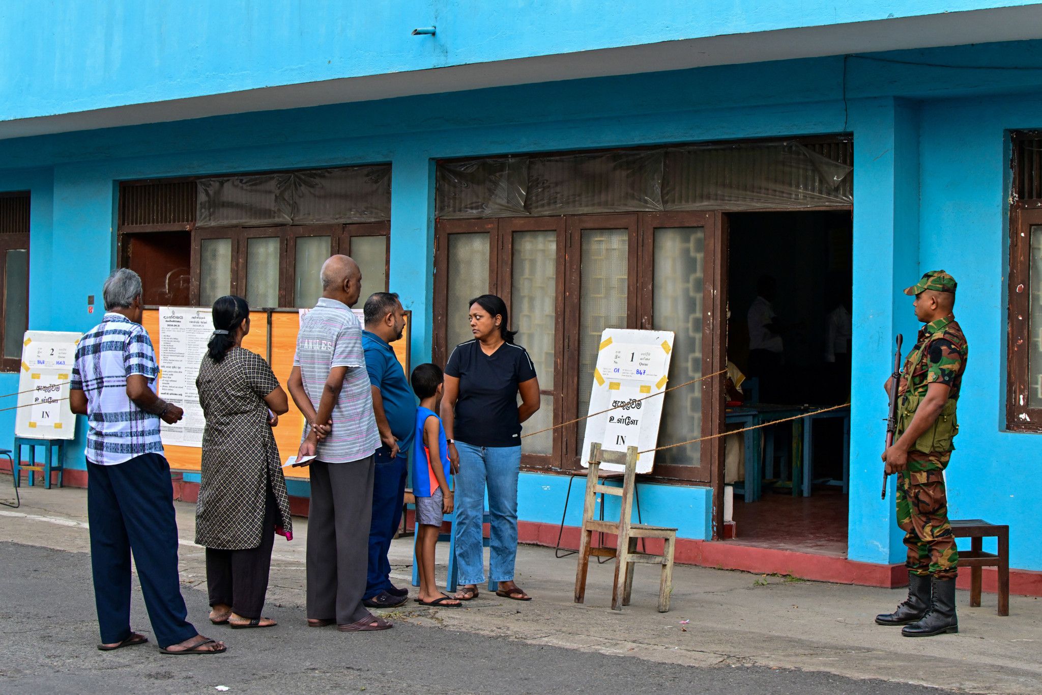 Présidentielle au Sri Lanka: les bureaux de vote ont ouvert