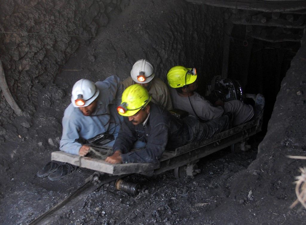 Une trentaine de morts dans l'explosion d'une mine de charbon