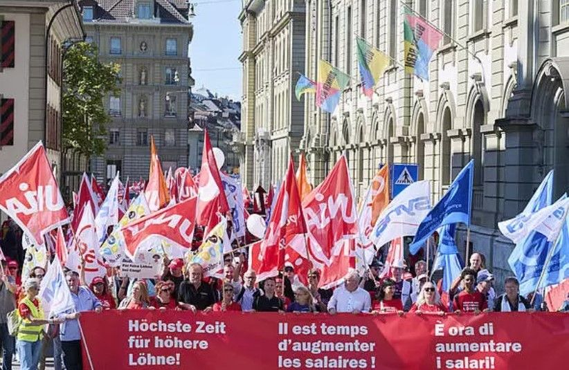 15 000 personnes dans la rue pour booster les salaires