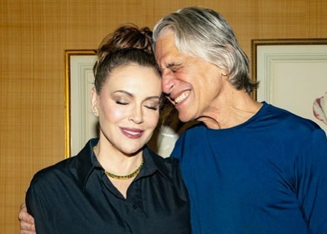 Alyssa Milano retrouve son papa de TV pour les 40 ans de «Madame est servie»