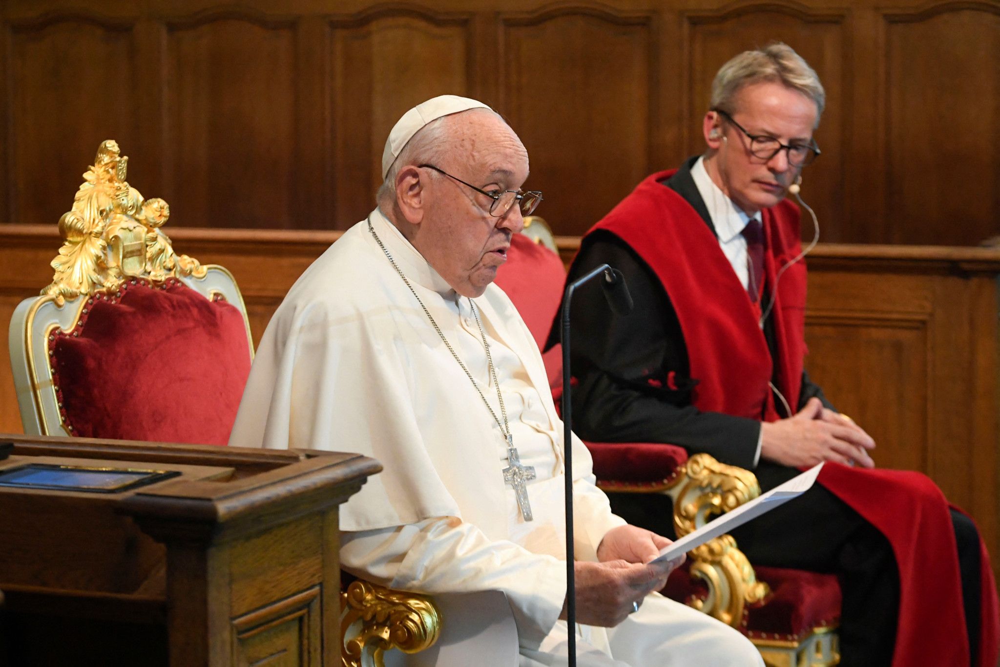 Le pape réaffirme que l'Église doit «demander pardon»