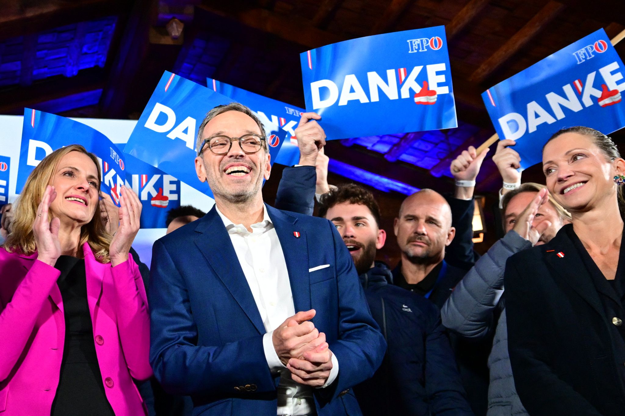 Au QG du FPÖ, on trinque à un succès au-delà de toute espérance