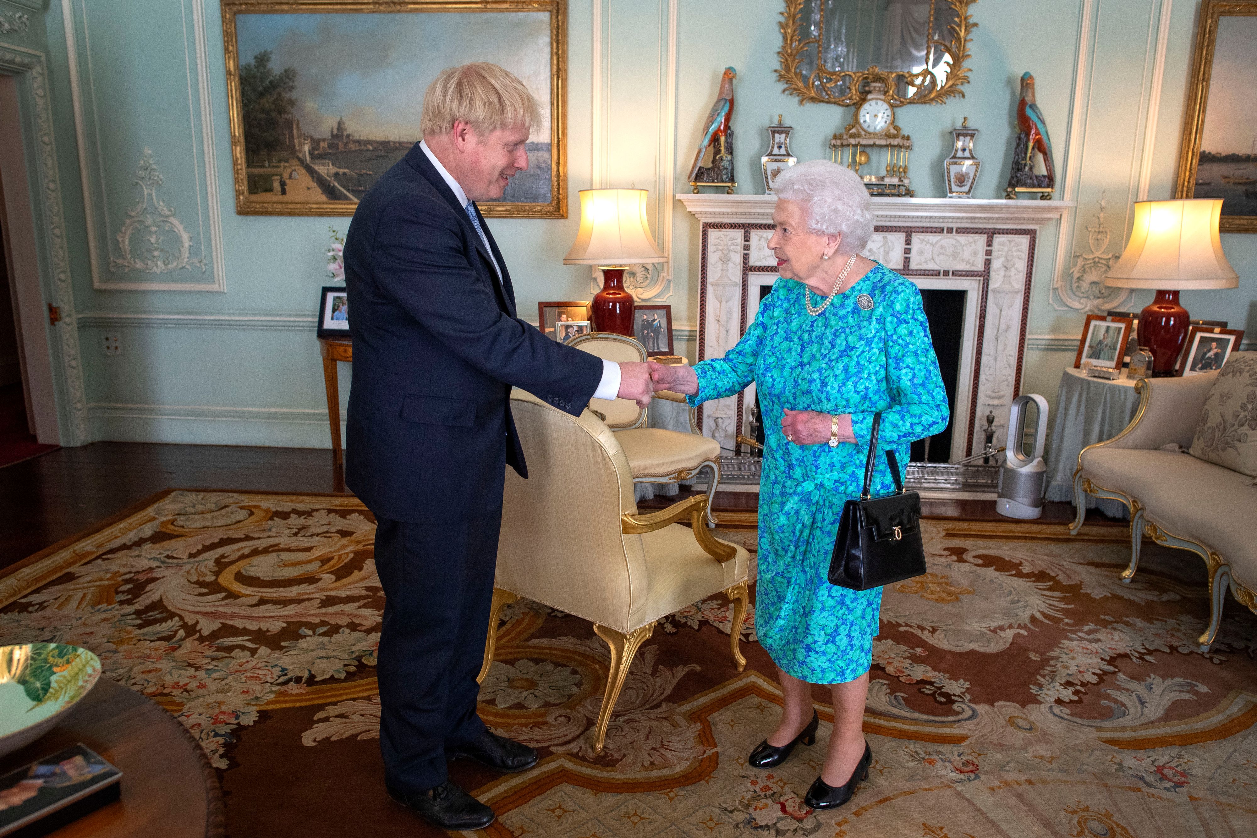 Boris Johnson dévoile la véritable cause de la mort d'Elizabeth II